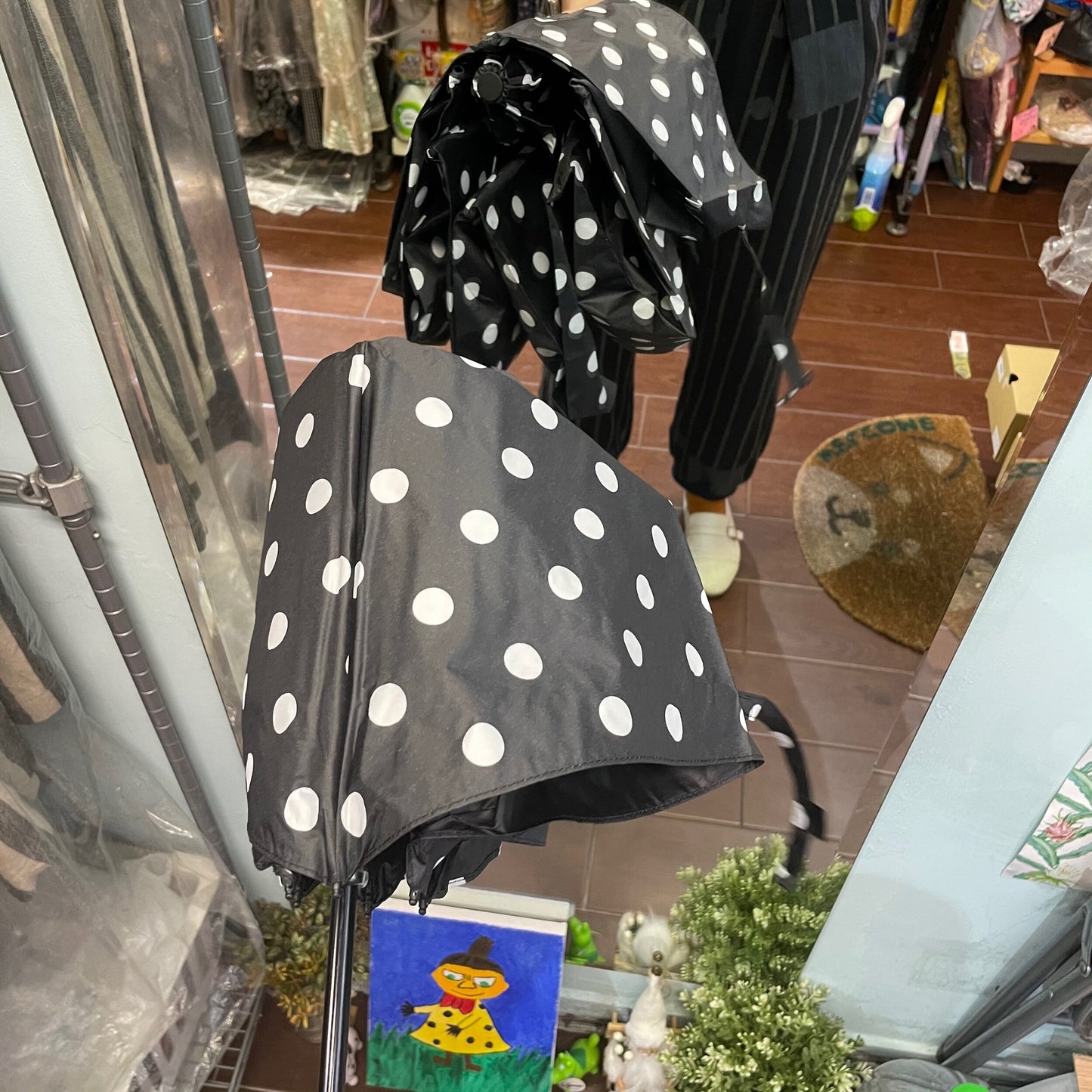 Sale- Ichi ~ Loiter Polka Black Umbrella
