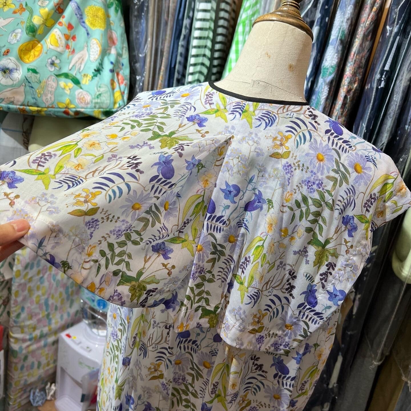 EXTRA20- Bon Vieux Temps Floral Vest Top, made in Japan
