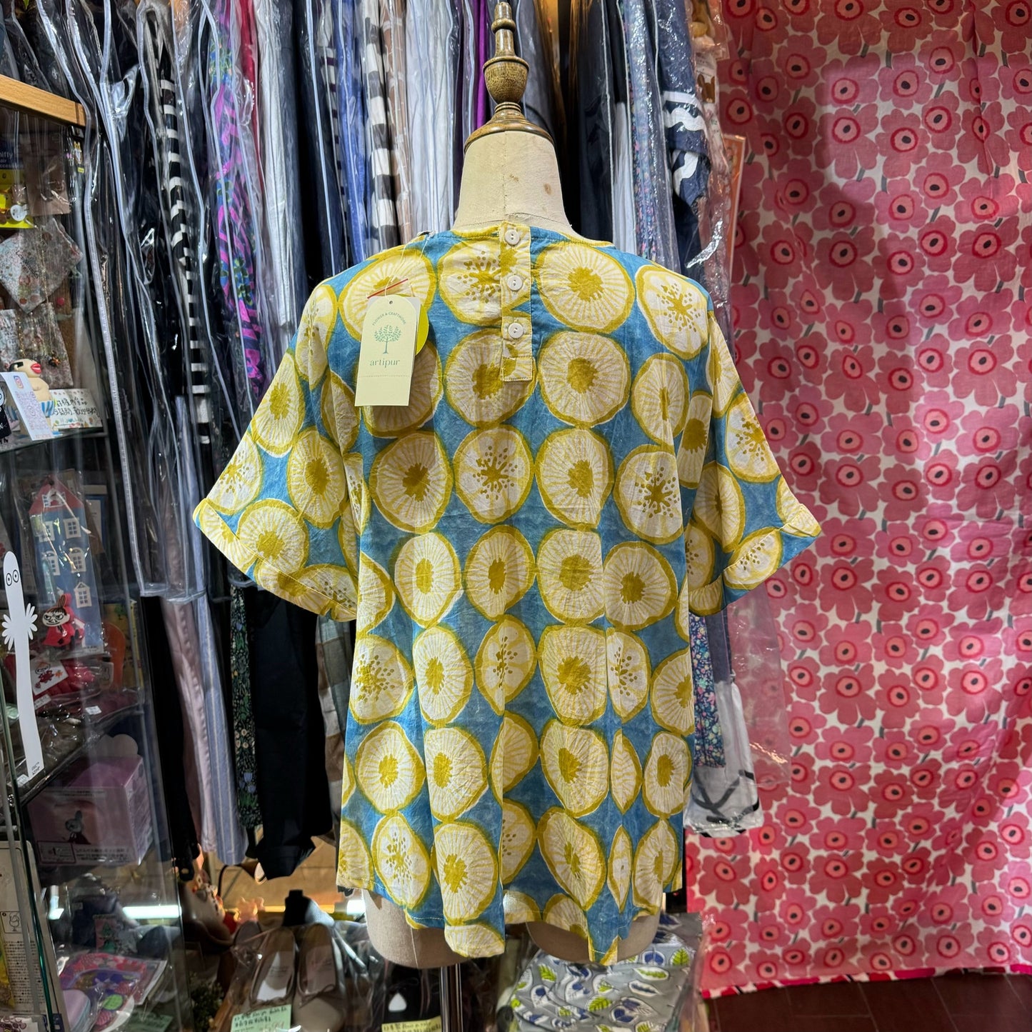 EXTRA20- Artipur Cats and Lemon Top, 2 Patterns, made in India