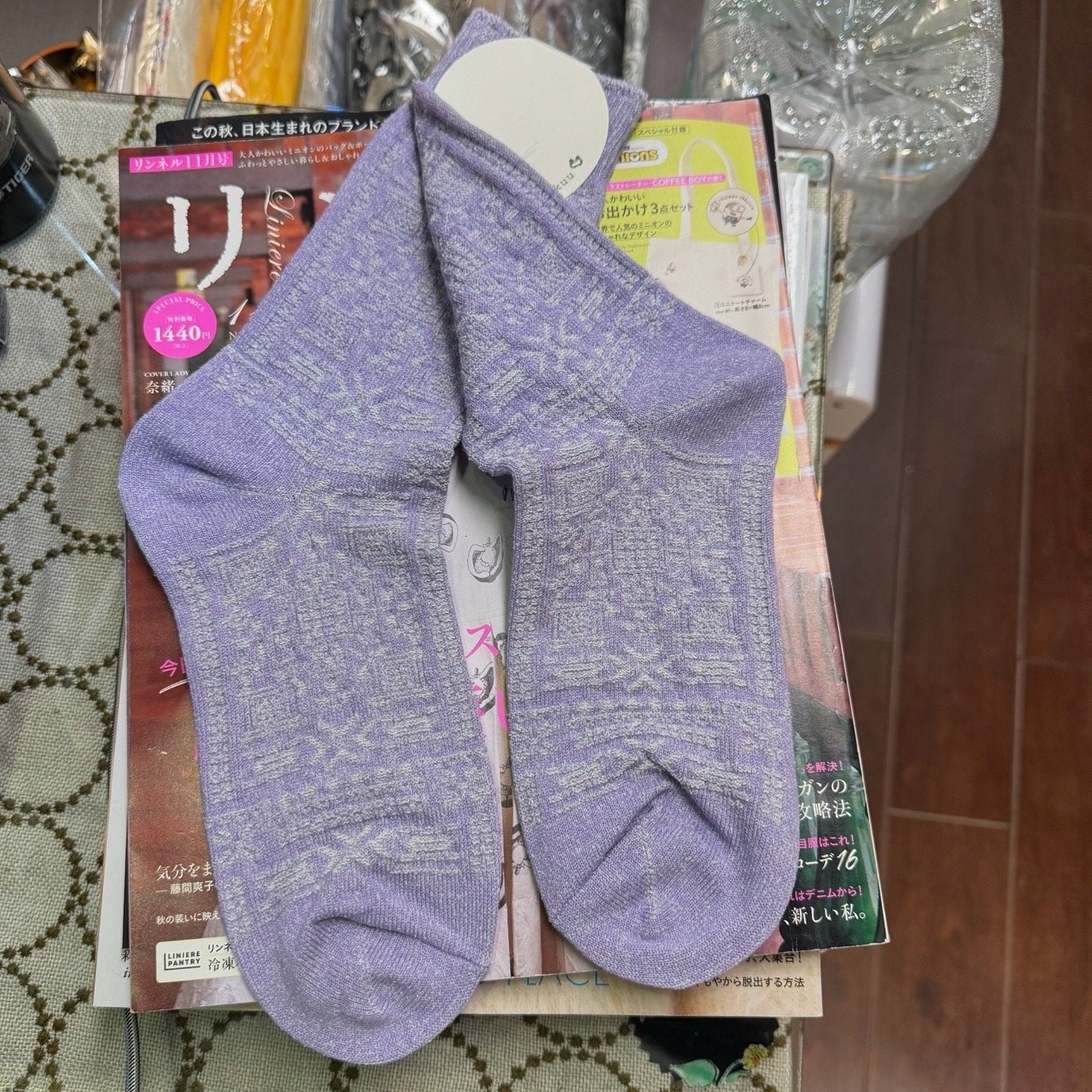 Meri Ja kuu Patterns Socks, 2 Colors, made in Japan