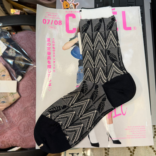 Antipast Leaf Bird Black Socks, made in Japan