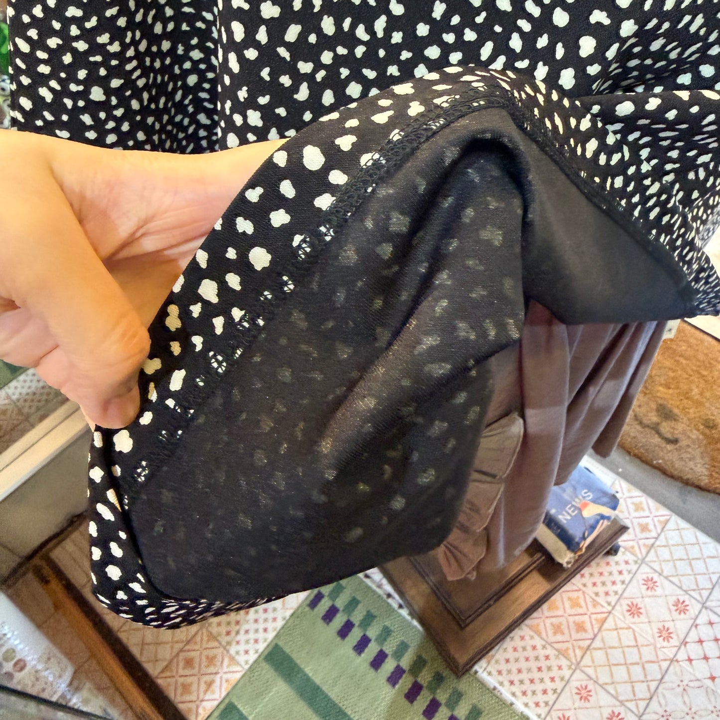Mizuiro Ind Print Black Pullover Blouse, made in Japan