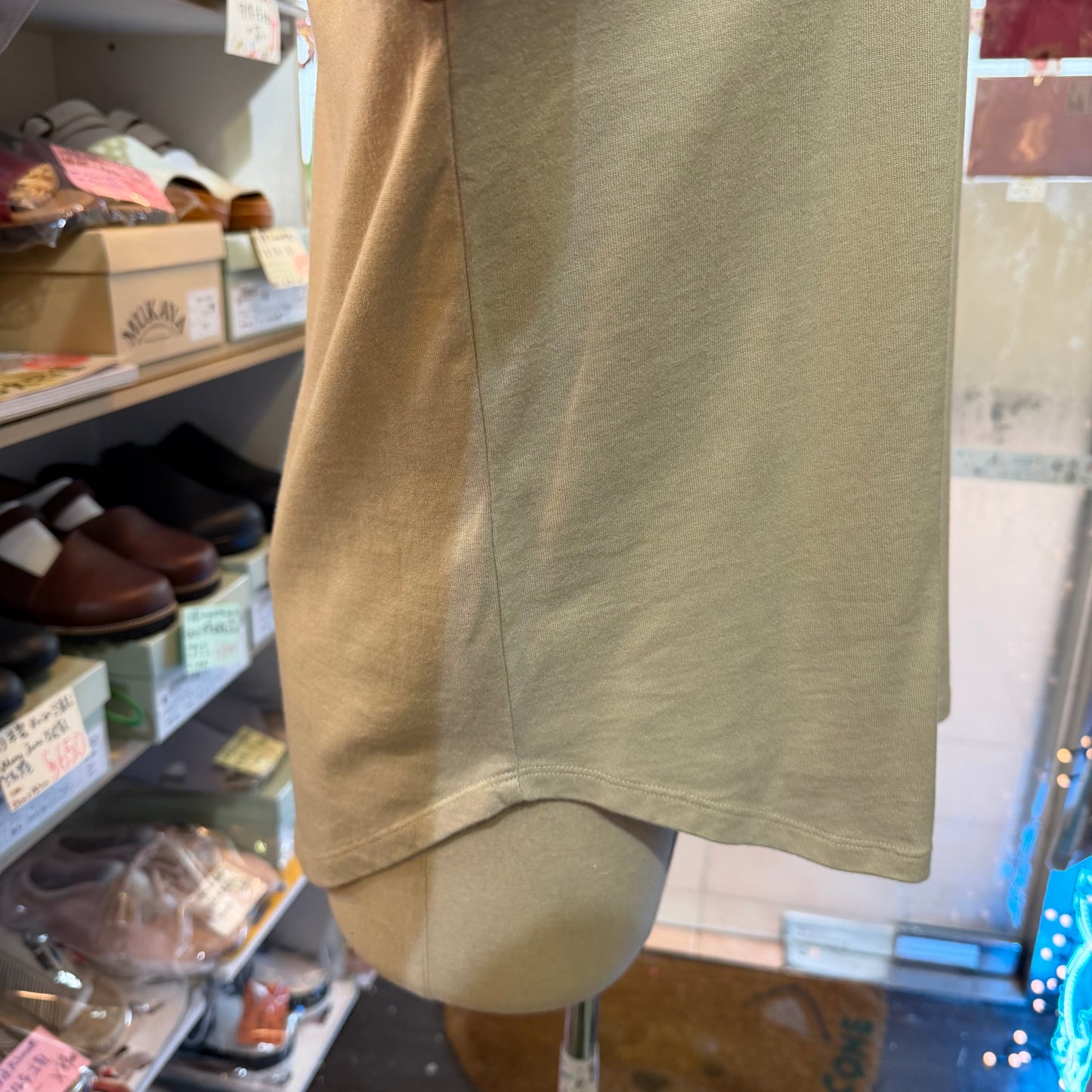 Munich AMULET Embroidery Beige Blouse, made in Japan