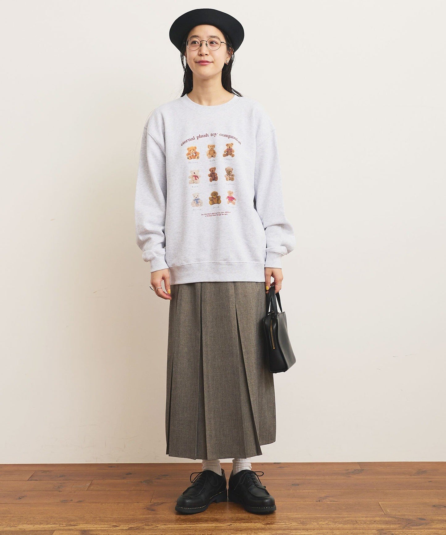 Sale- Fig London Bears Grey Sweater, made in Vietnam