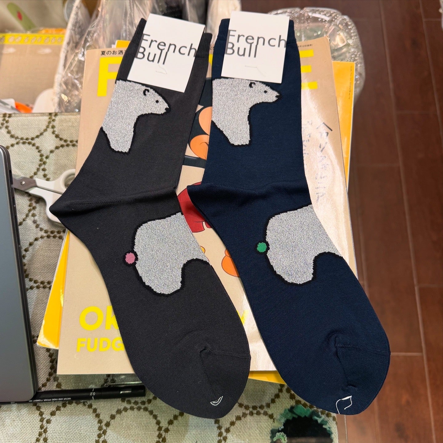French Bull Bears Socks, 2 Colors, made in Japan
