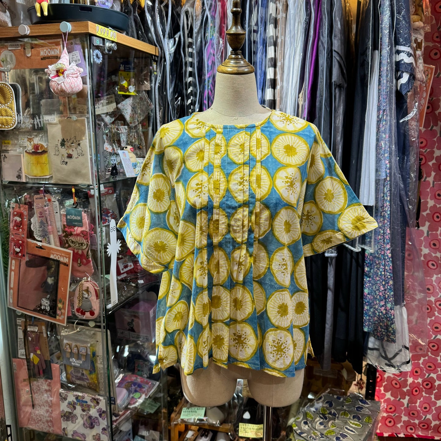EXTRA20- Artipur Cats and Lemon Top, 2 Patterns, made in India
