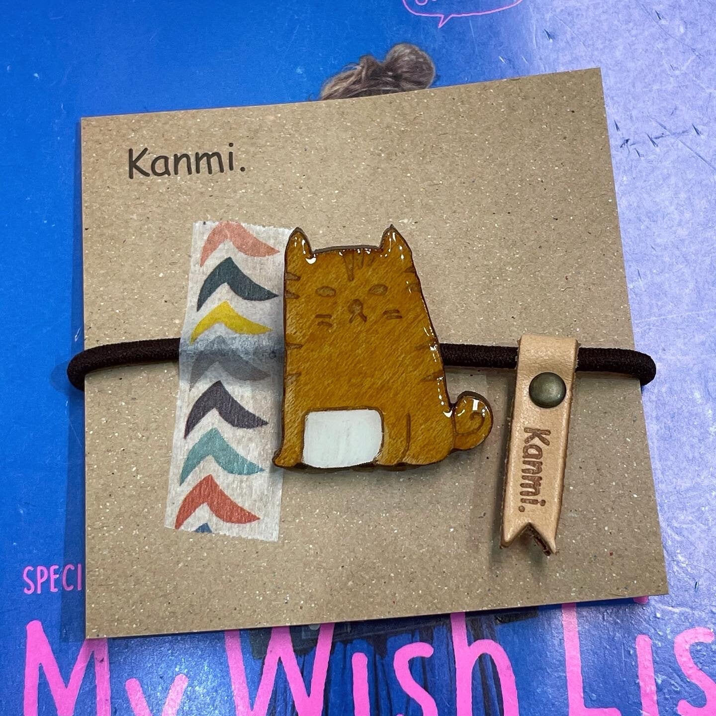 Kanmi Caramel Cat Wooden Hair Band, made in Japan