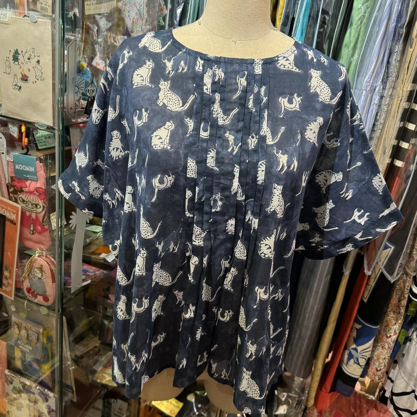 EXTRA20- Artipur Cats and Lemon Top, 2 Patterns, made in India