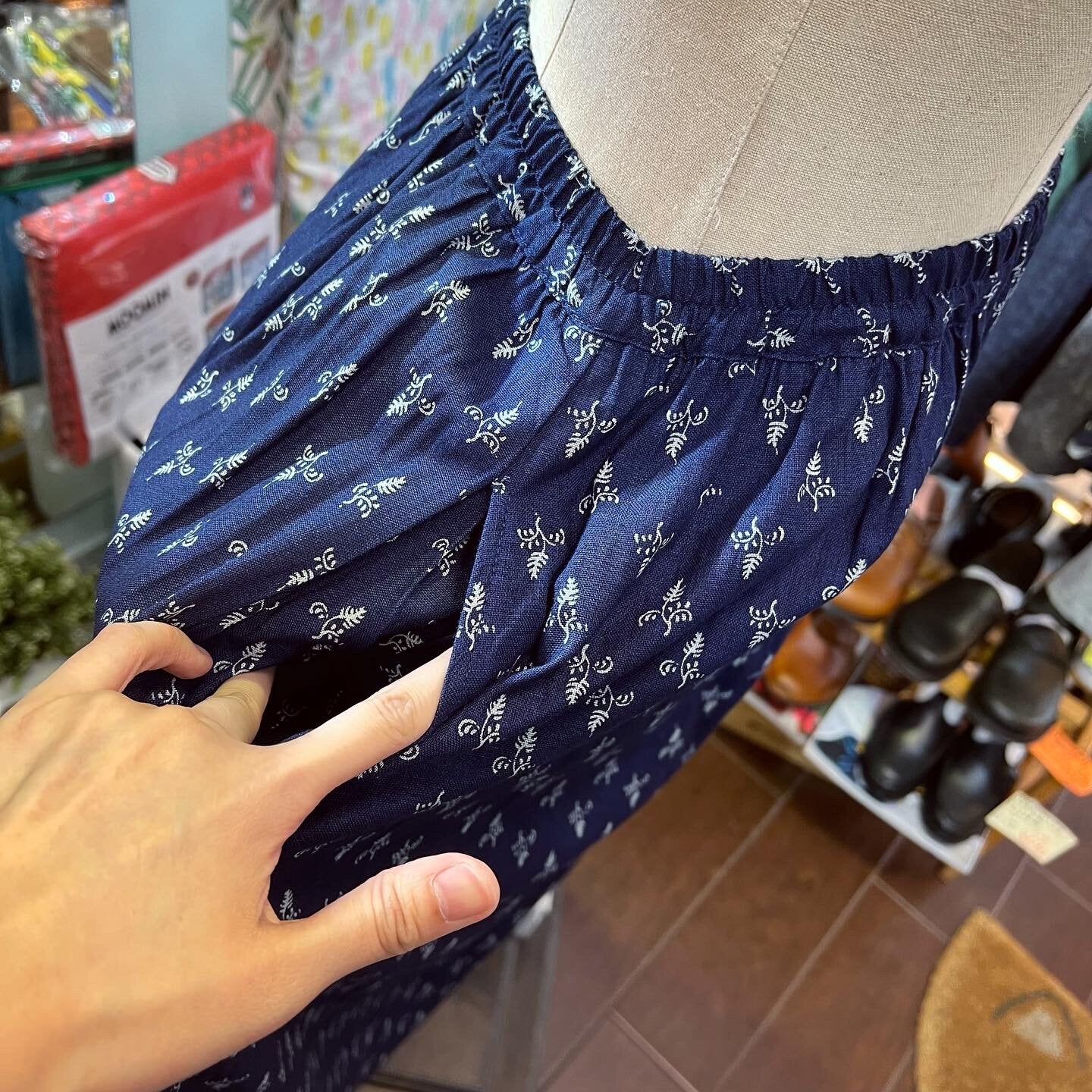 EXTRA20- ichi Floral Print Navy Skirt, made in Vietnam