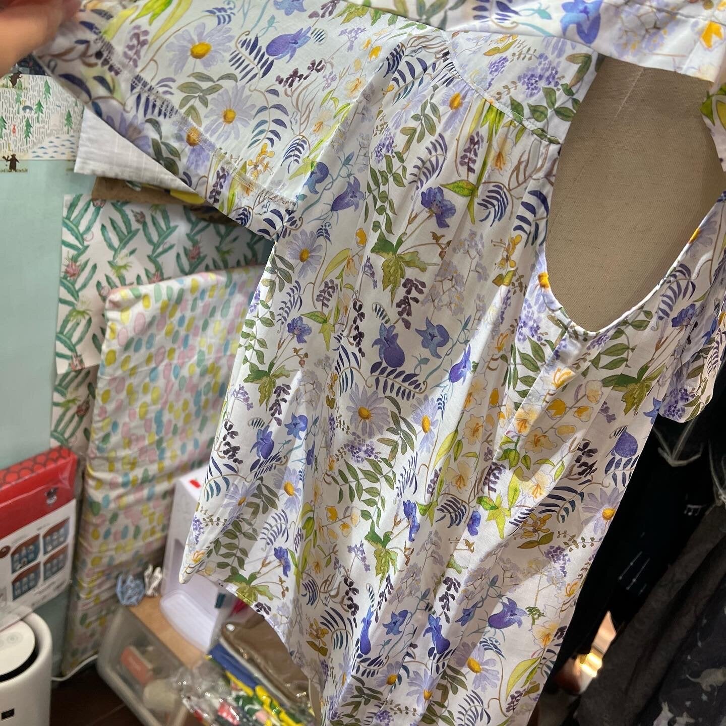 EXTRA20- Bon Vieux Temps Floral Vest Top, made in Japan