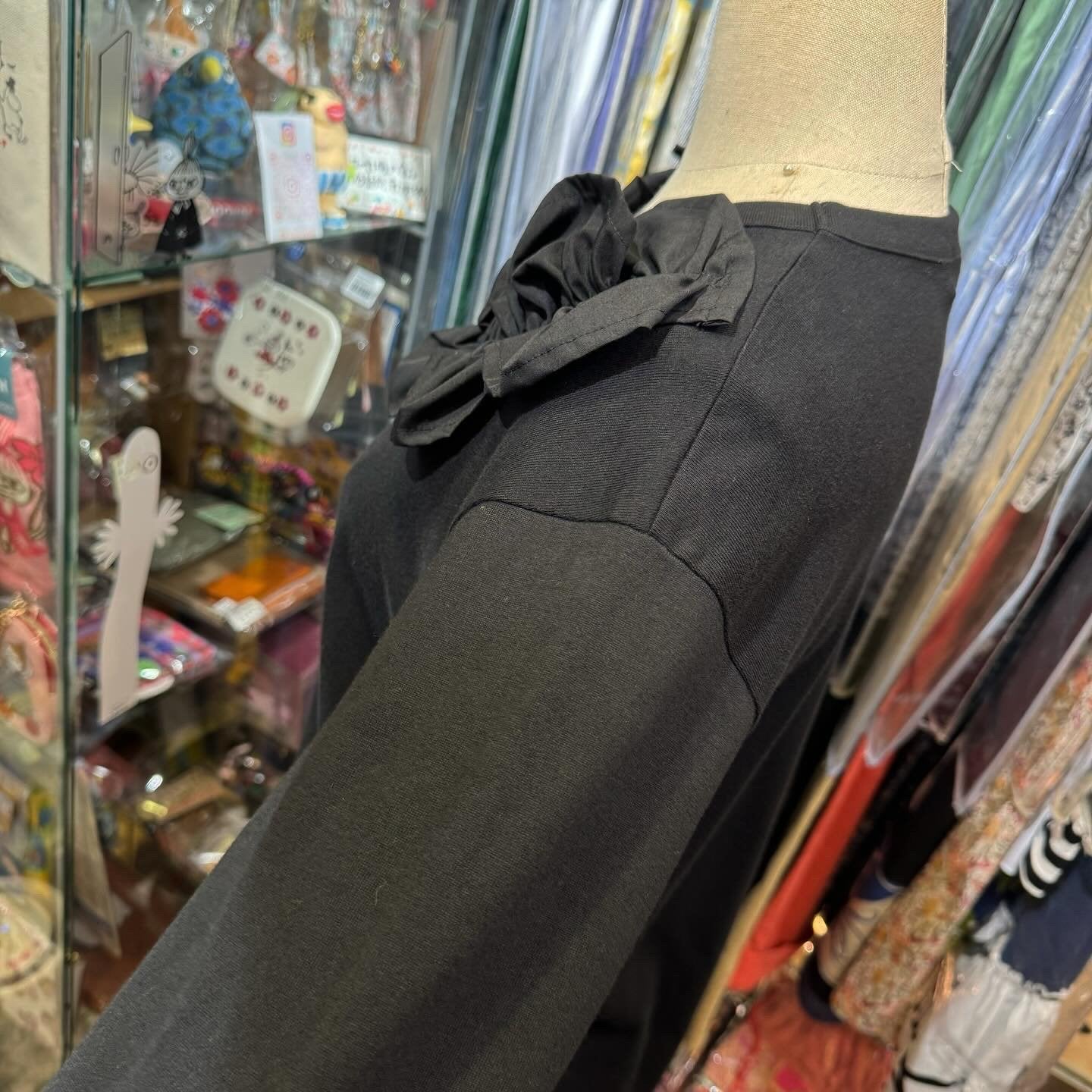 Miyao Ruffles Black T-shirt, made in Japan