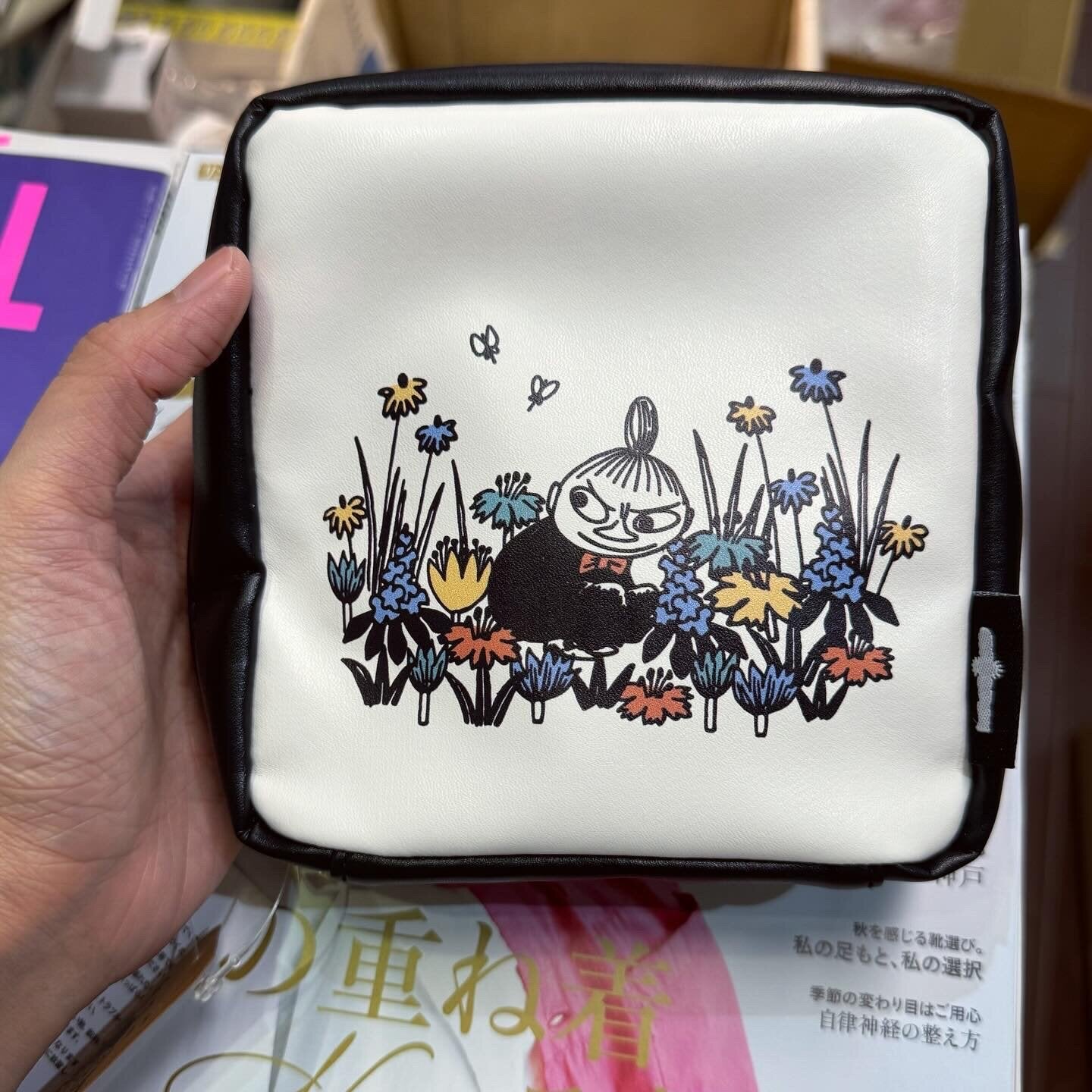 Sale- Little My White Pouch
