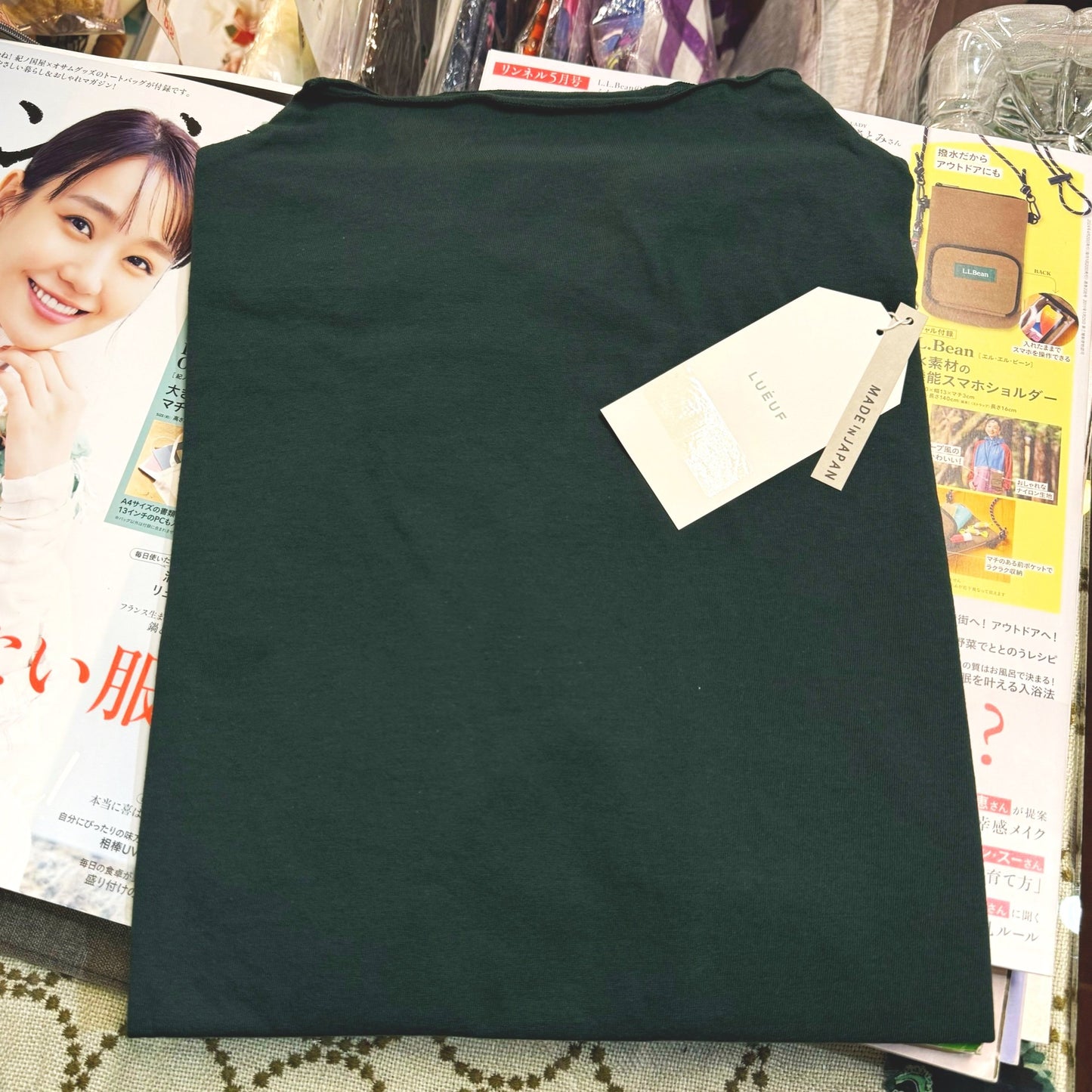 Sale- Lueuf Ruffles Top, T-shirt, 4 Colors, made in Japan