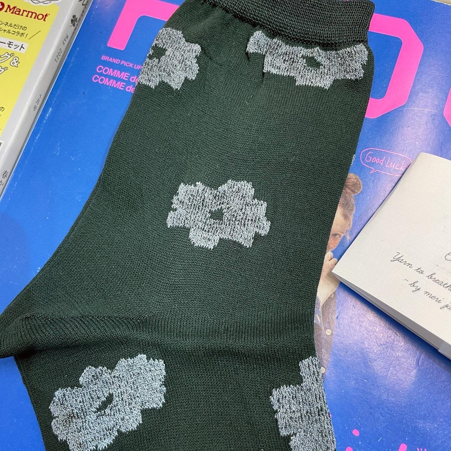 Sale- en Lille Floral Socks, 4 Colors, made in Japan
