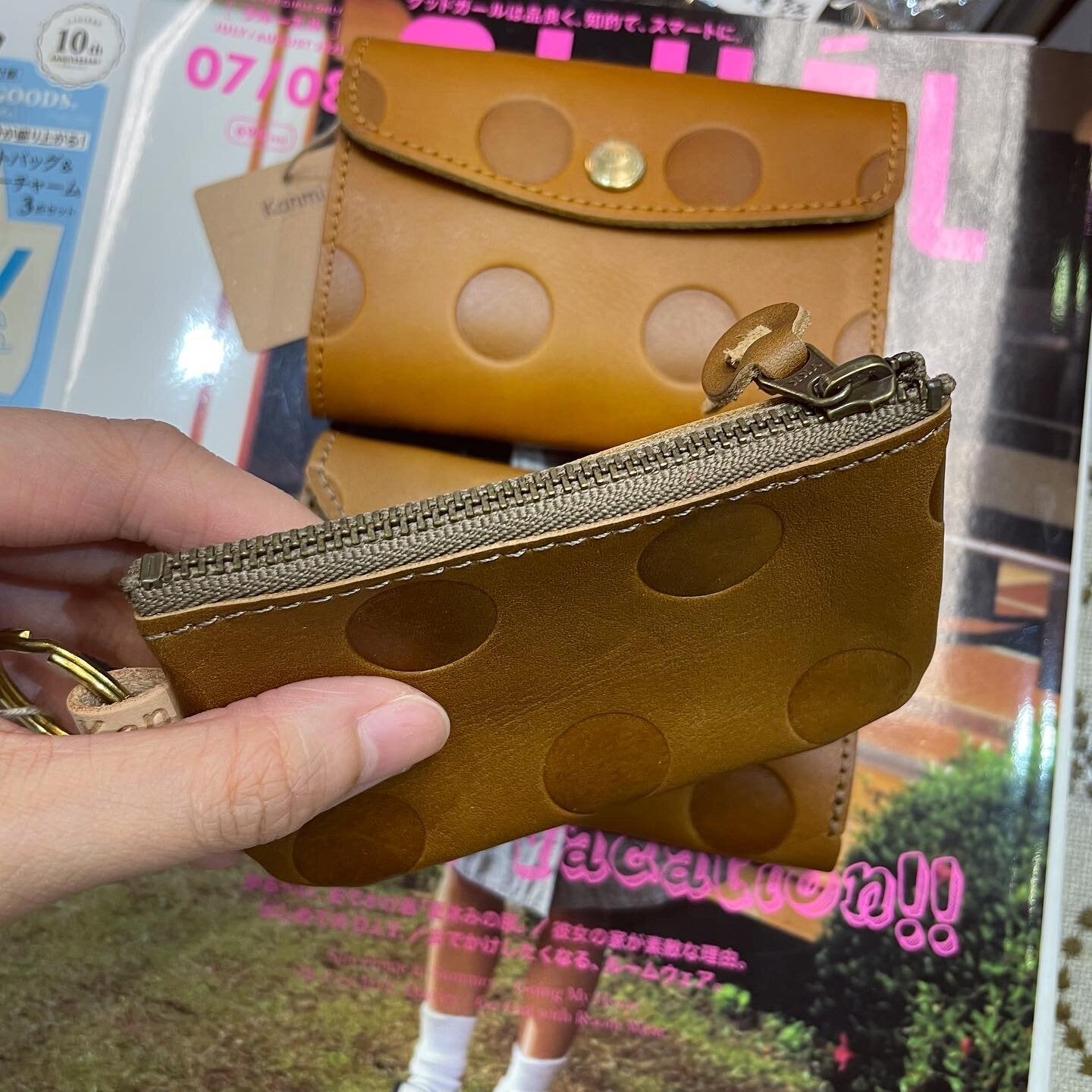 Kanmi Polka Leather Small Pouch, 4 Colors, made in Japan