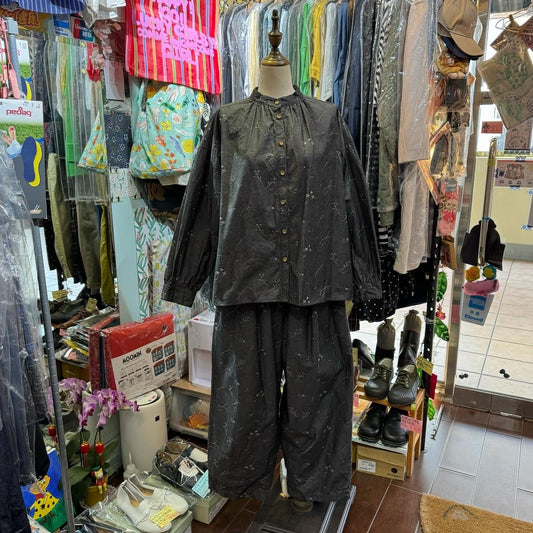 EXTRA30- Tumugu Embroidery Charcoal Shirt, made in Japan