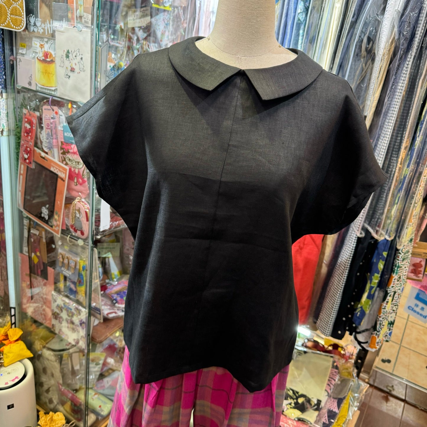 Vent d Ouest Black Linen Top, made in Japan