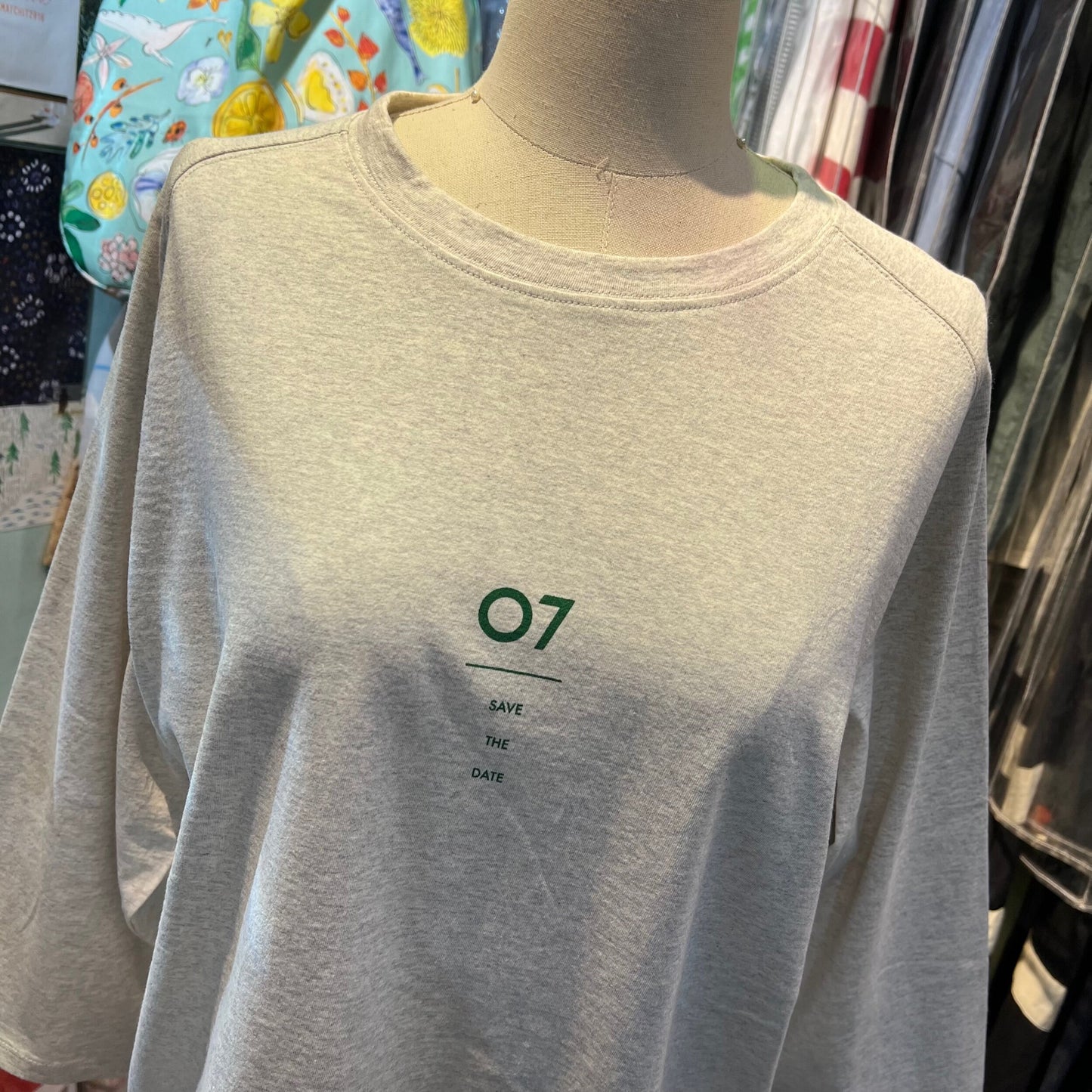 EXTRA20- Nouvelles Du Paradis T-shirt, 2 Colors, made in Japan
