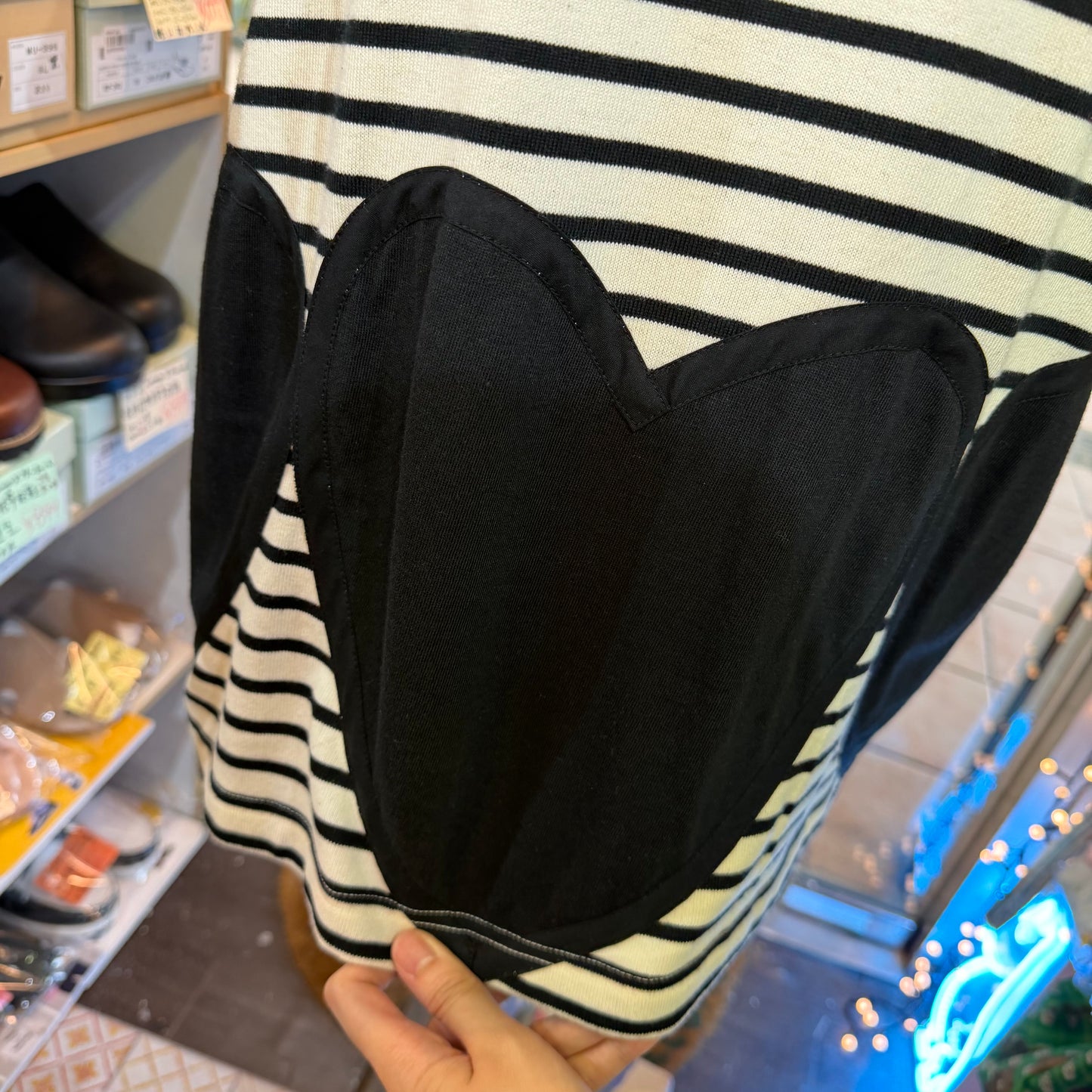 Drowse and yet… Striped Heart T-shirt, made in Japan