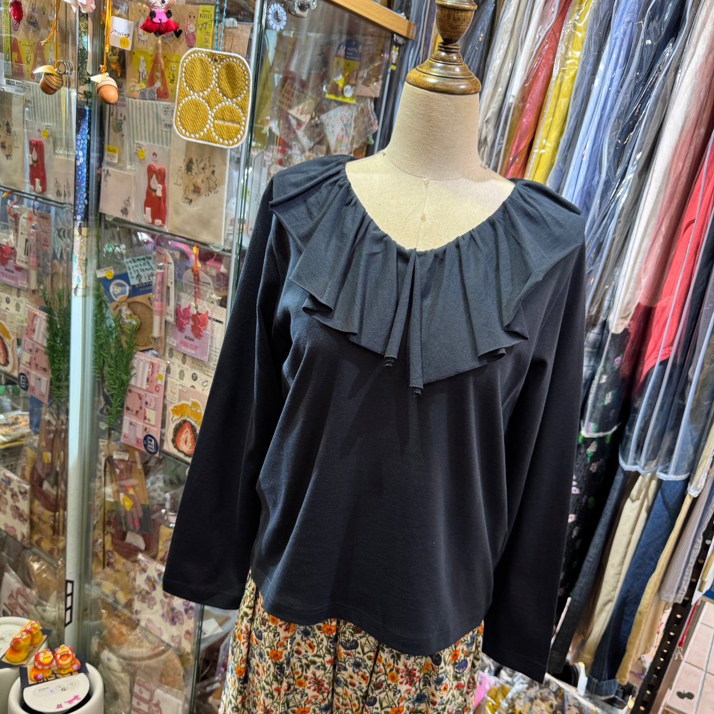 Mizuiro Ind Frill Top, 2 Colors, made in Japan