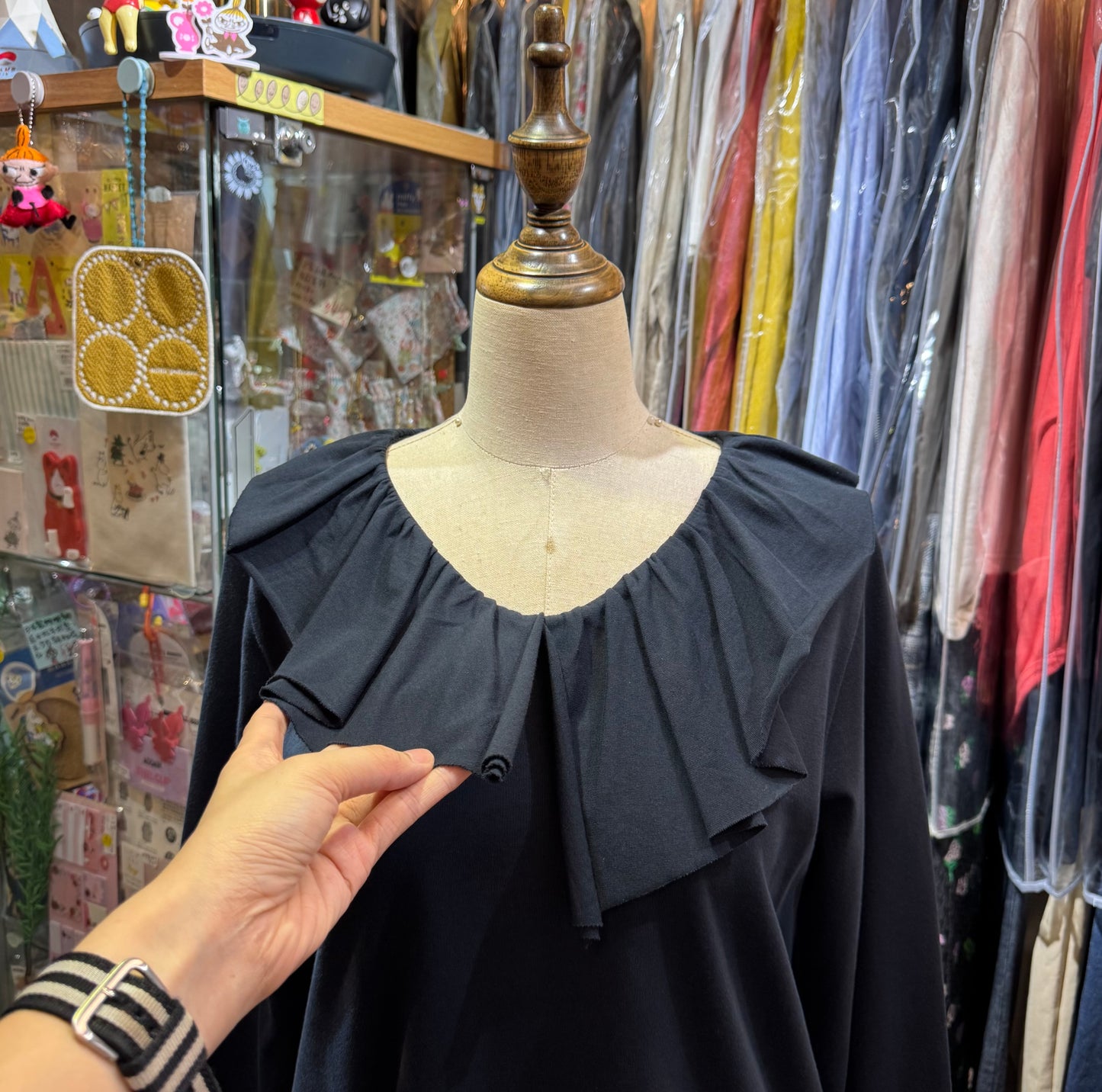 Mizuiro Ind Frill Top, 2 Colors, made in Japan