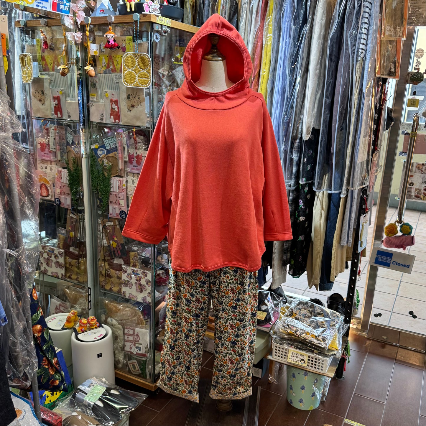 Estroislose Pink Hoodie Top, made in Japan
