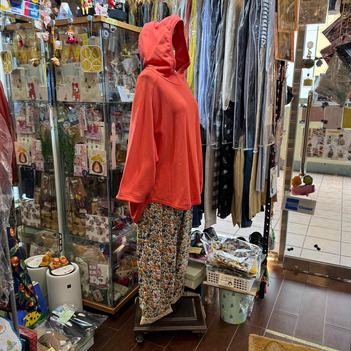 Estroislose Pink Hoodie Top, made in Japan