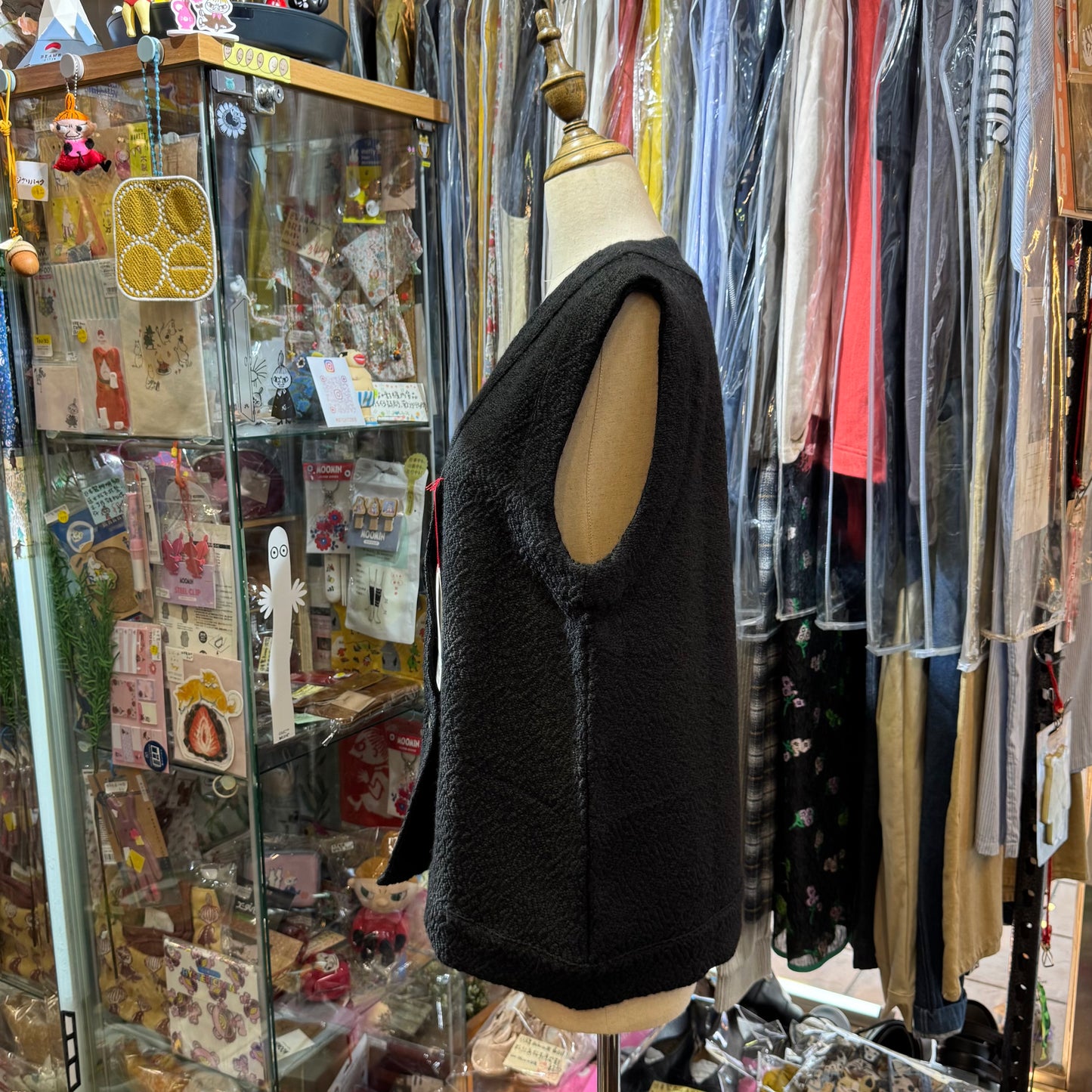 Yarra Black Vest Top, made in Japan