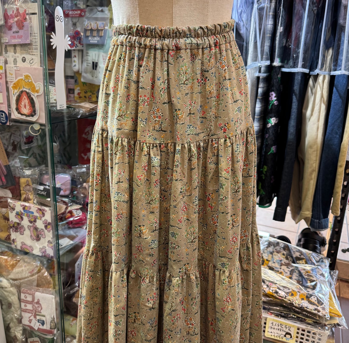 Vent d Ouest x Liberty London HOKKOH Animals Beige Skirt, made in Japan