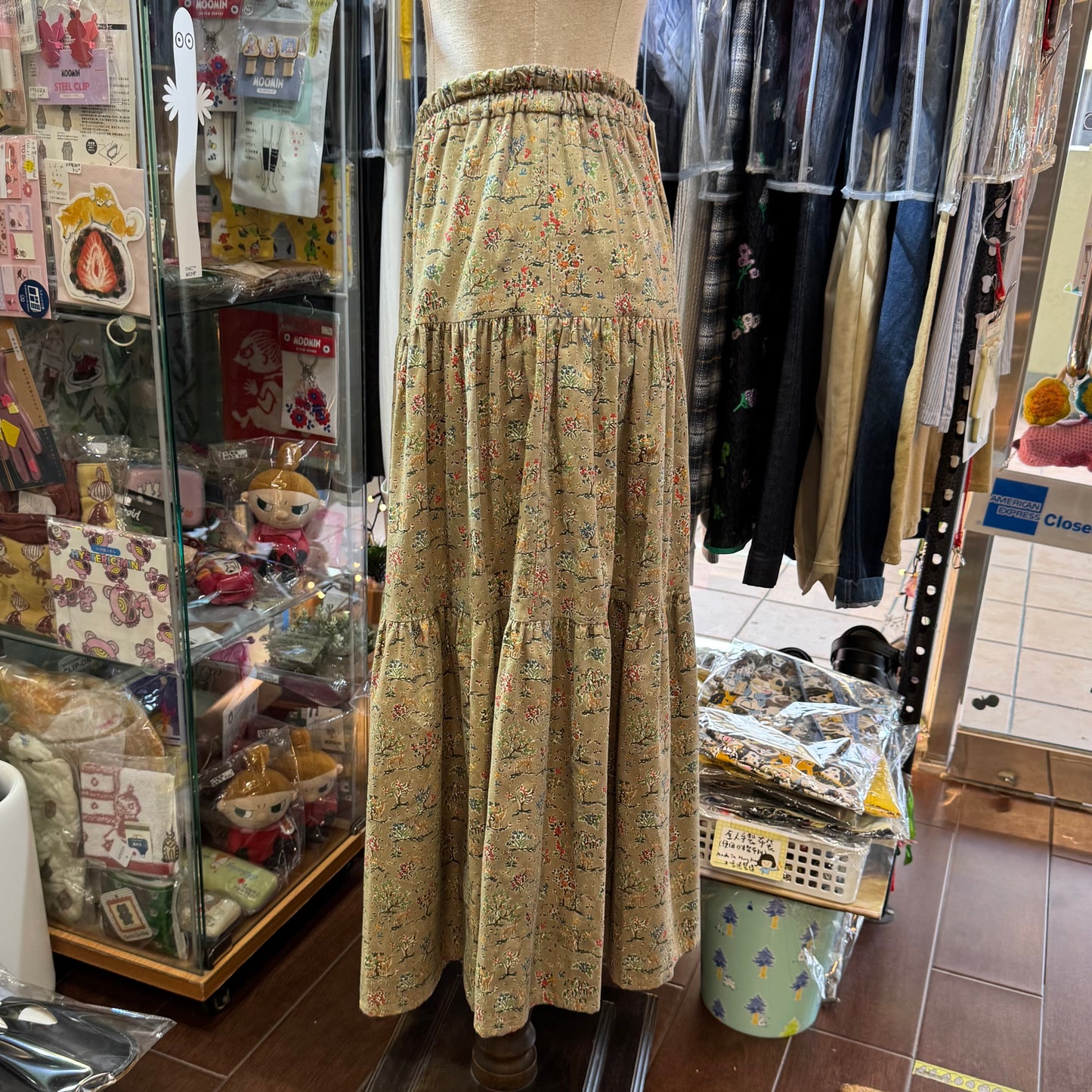 Vent d Ouest x Liberty London HOKKOH Animals Beige Skirt, made in Japan