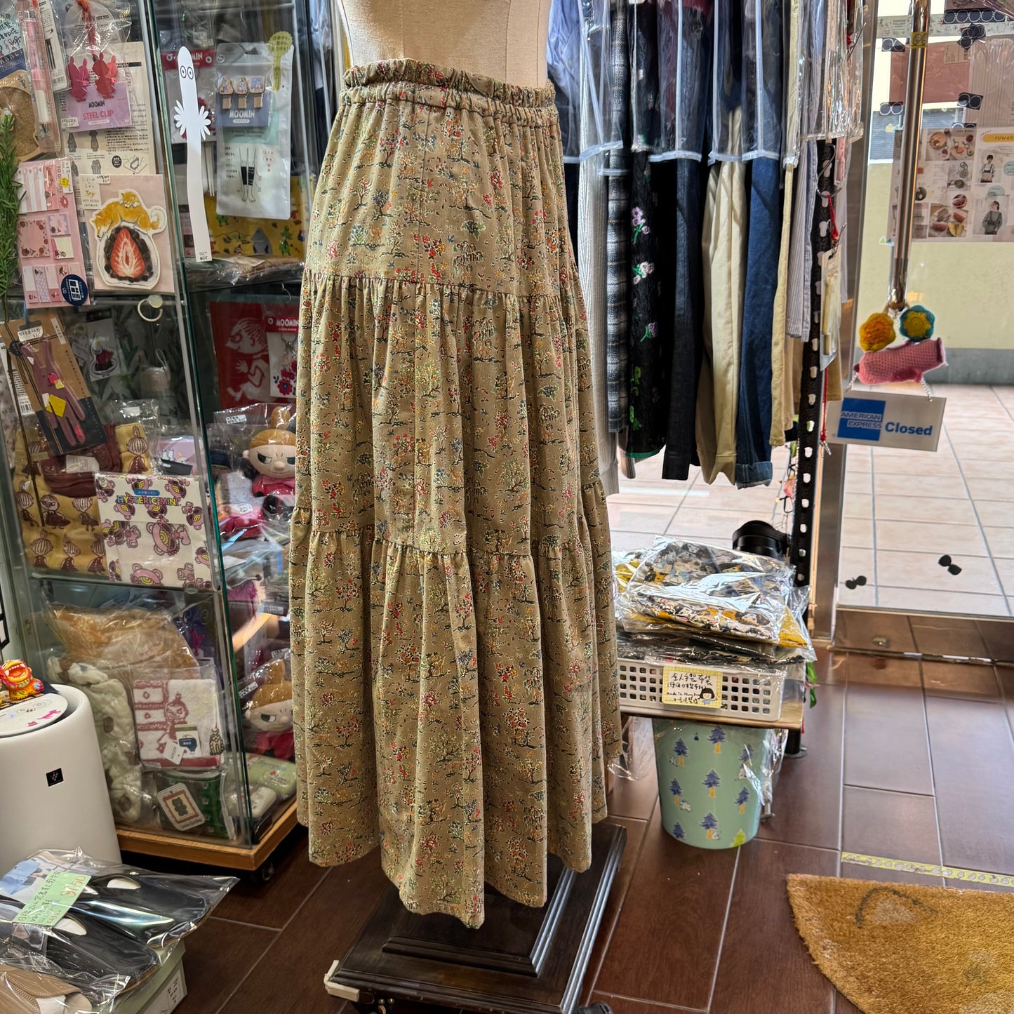 Vent d Ouest x Liberty London HOKKOH Animals Beige Skirt, made in Japan