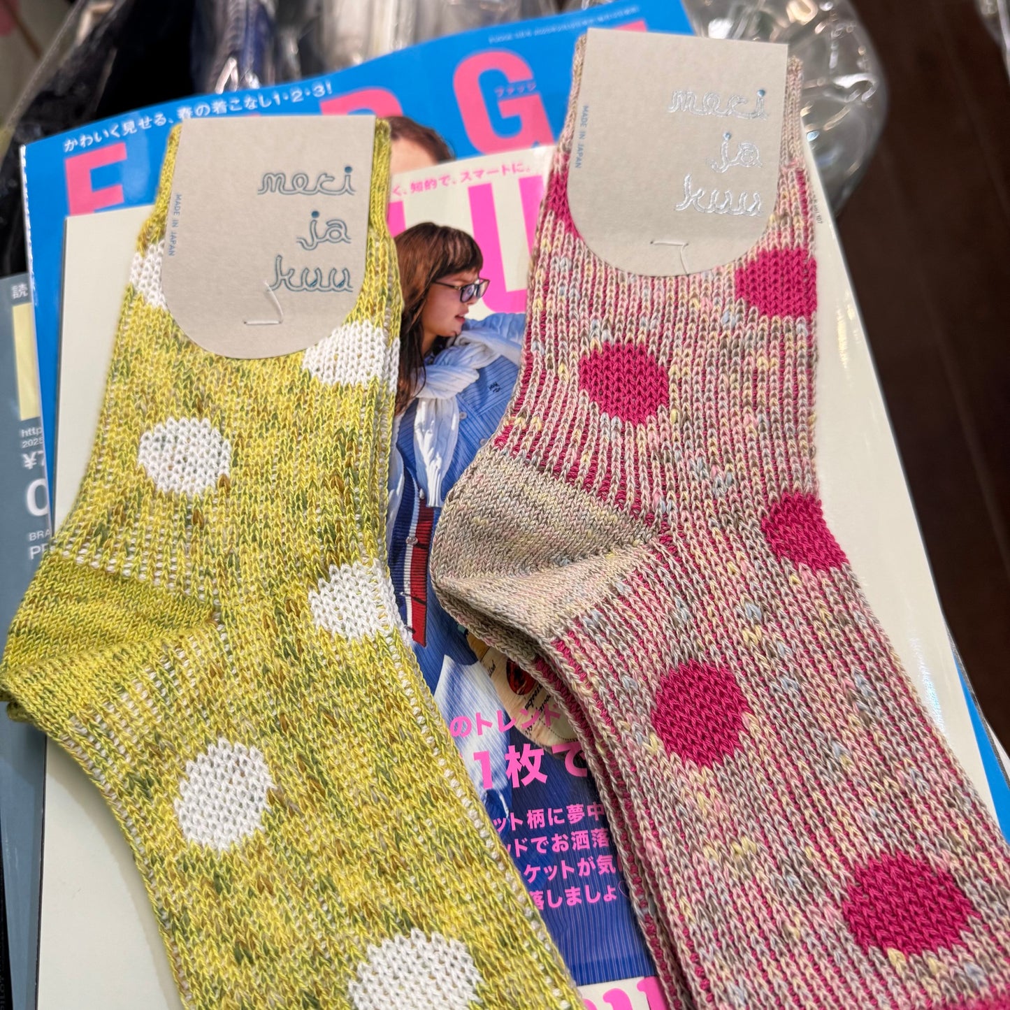Meri ja Kuu Polka Socks, 2 Colors, made in Japan