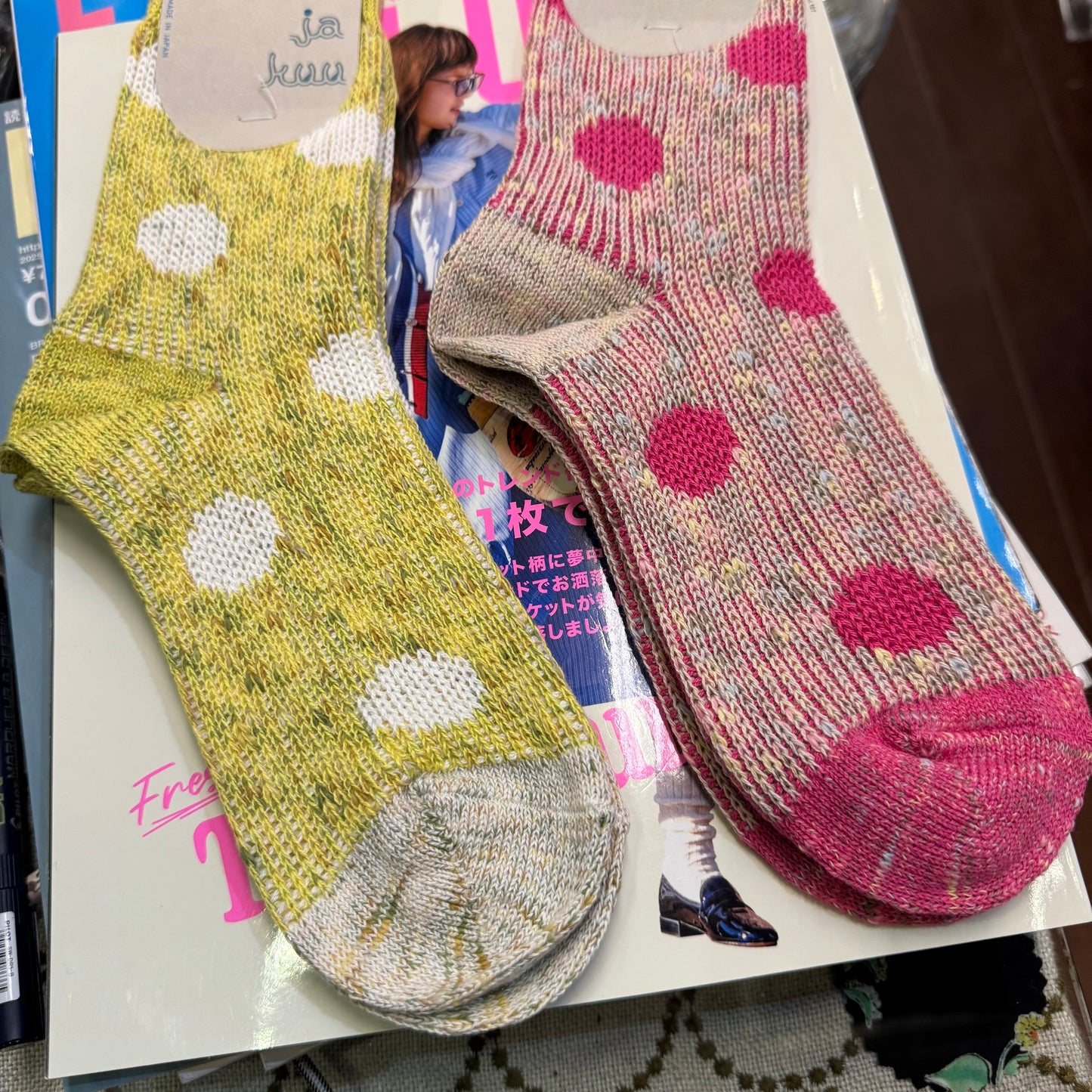 Meri ja Kuu Polka Socks, 2 Colors, made in Japan