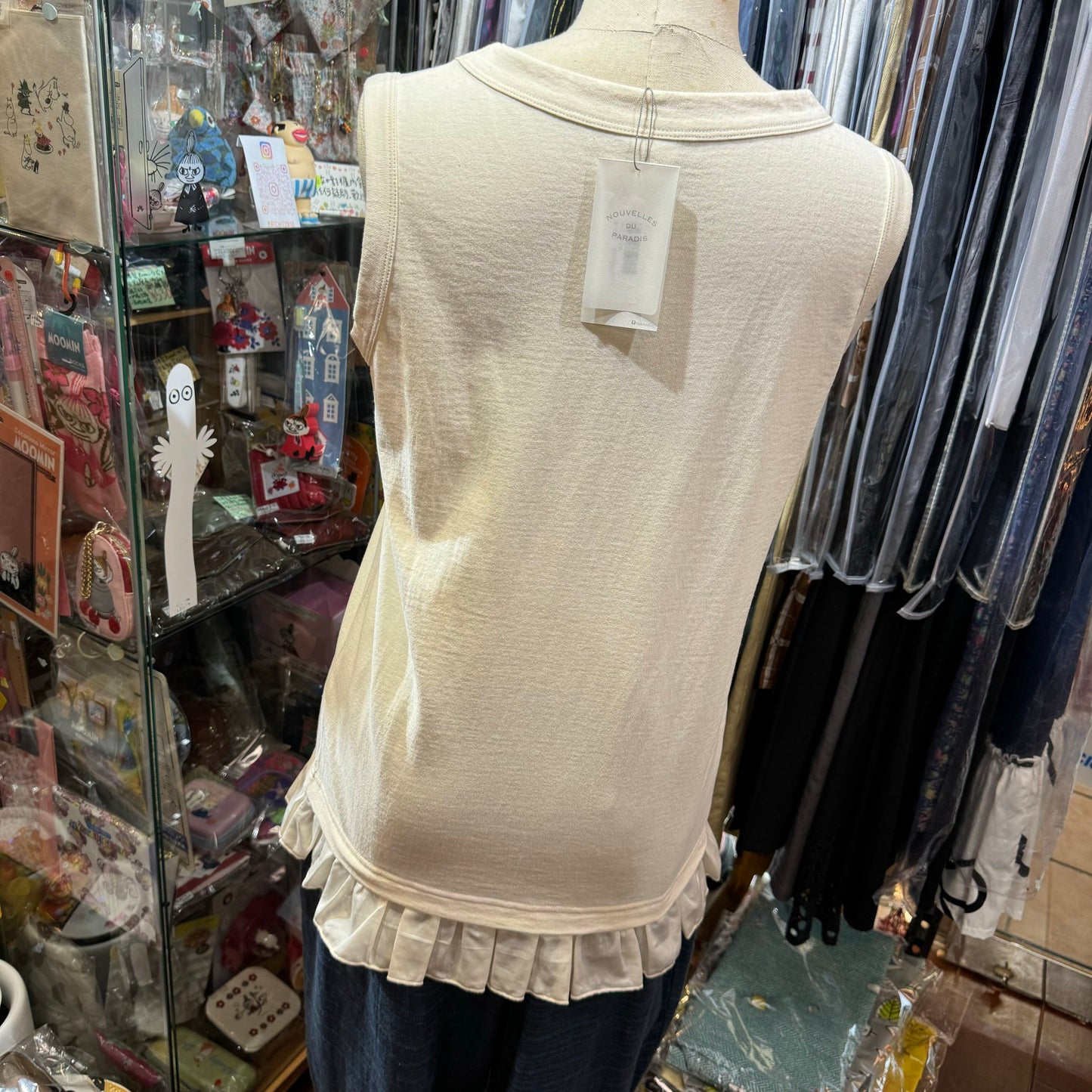 Sale- Nouvelles Du Paradis Ruffles Vest, 3 Colors, made in Japan