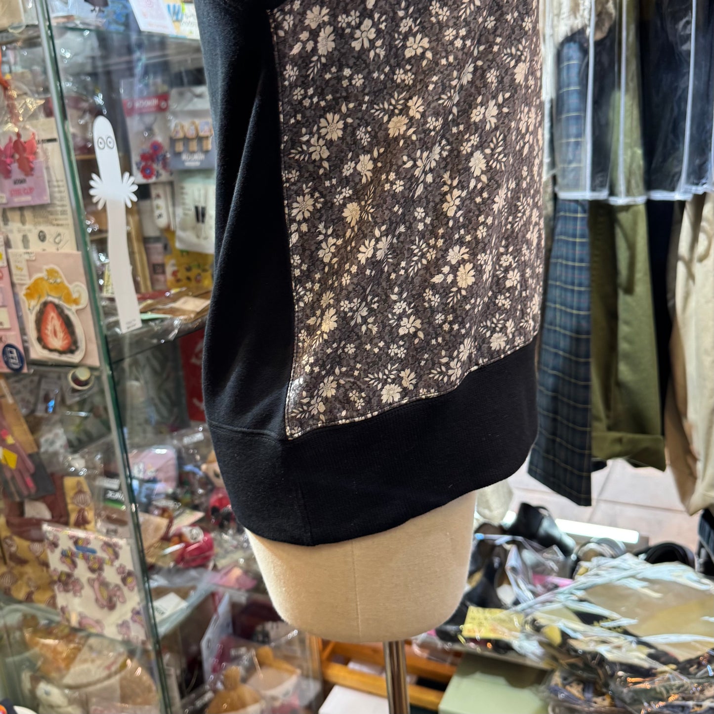 Vent d Ouest X Liberty London Black Sweatshirt, made in Japan