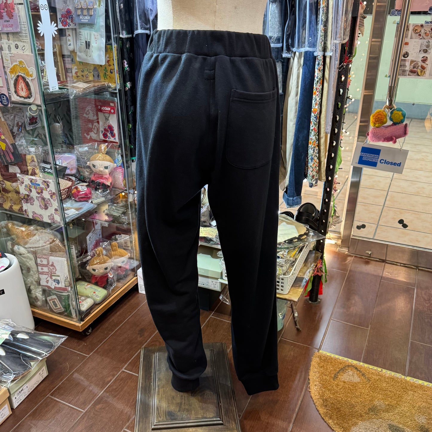 (g) Black Joggers Pants, made in Japan