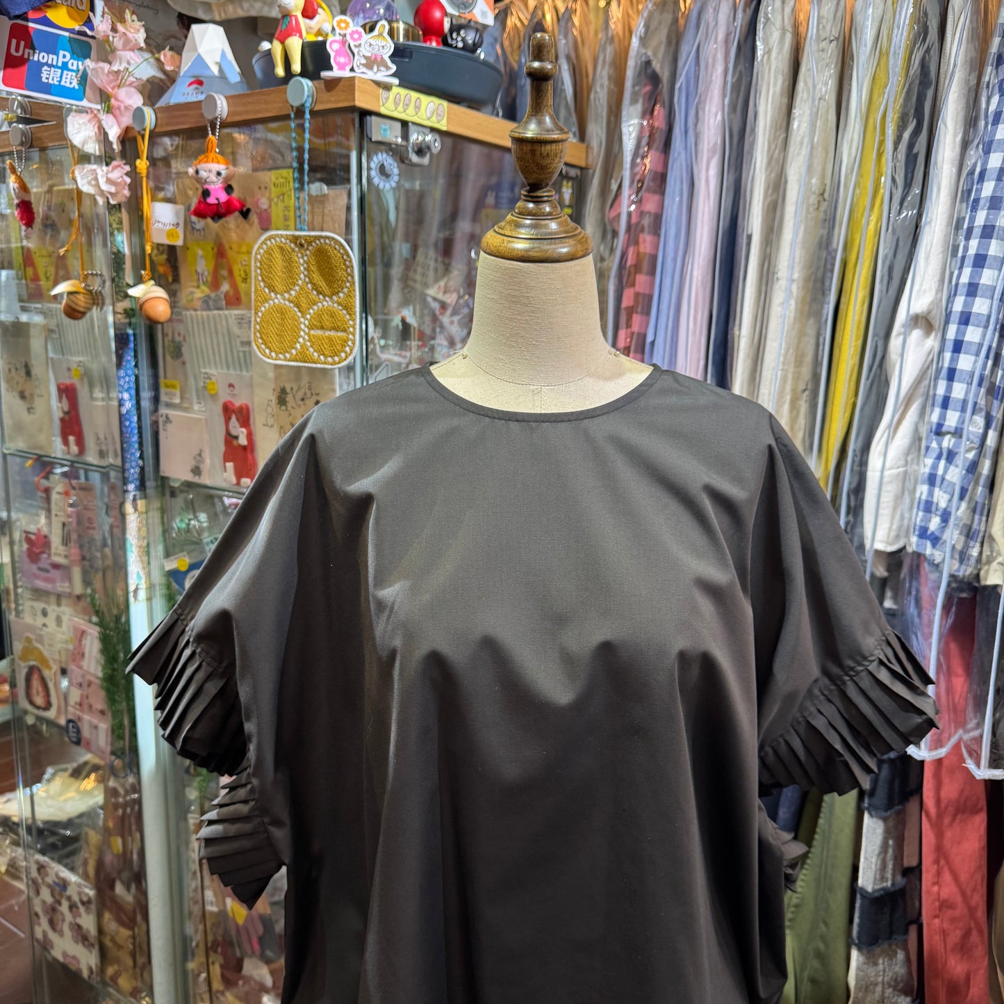 Mizuiro Ind Black Frill Top, made in Japan