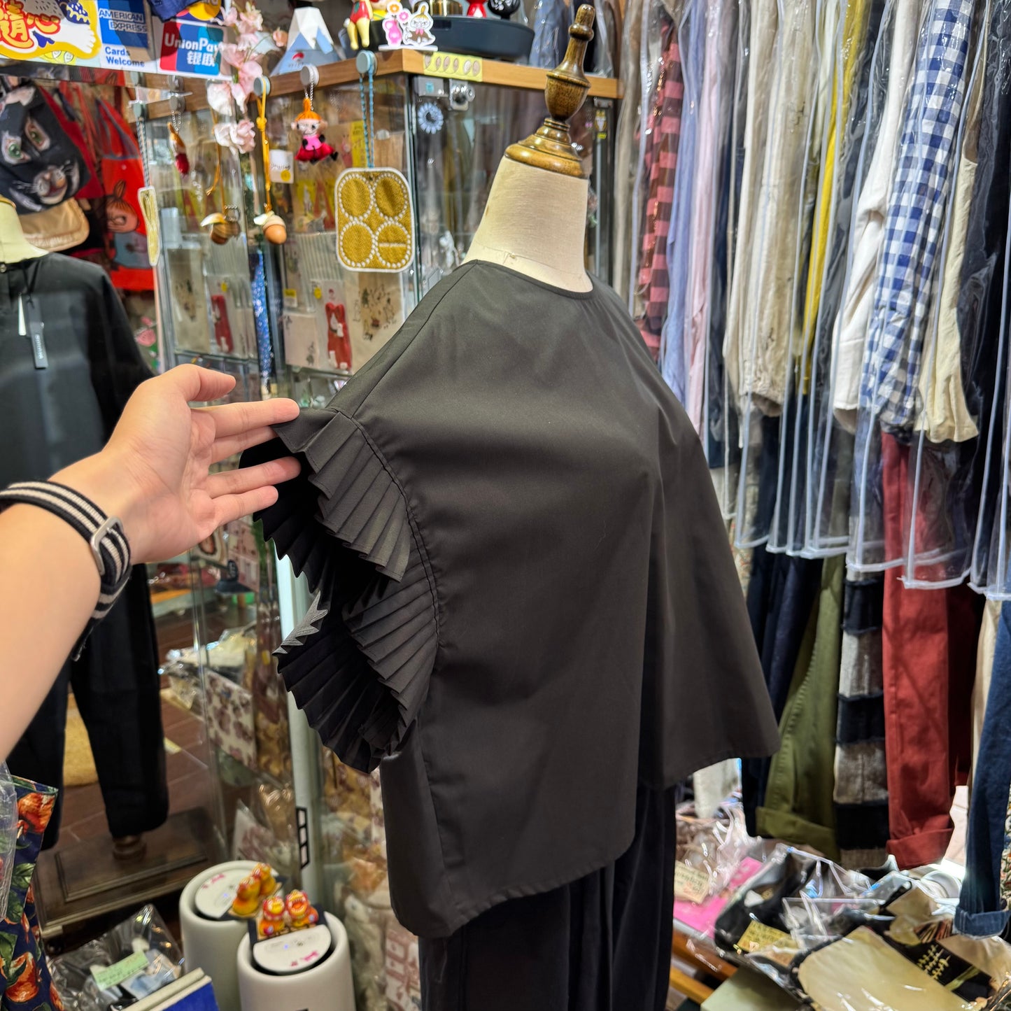 Mizuiro Ind Black Frill Top, made in Japan