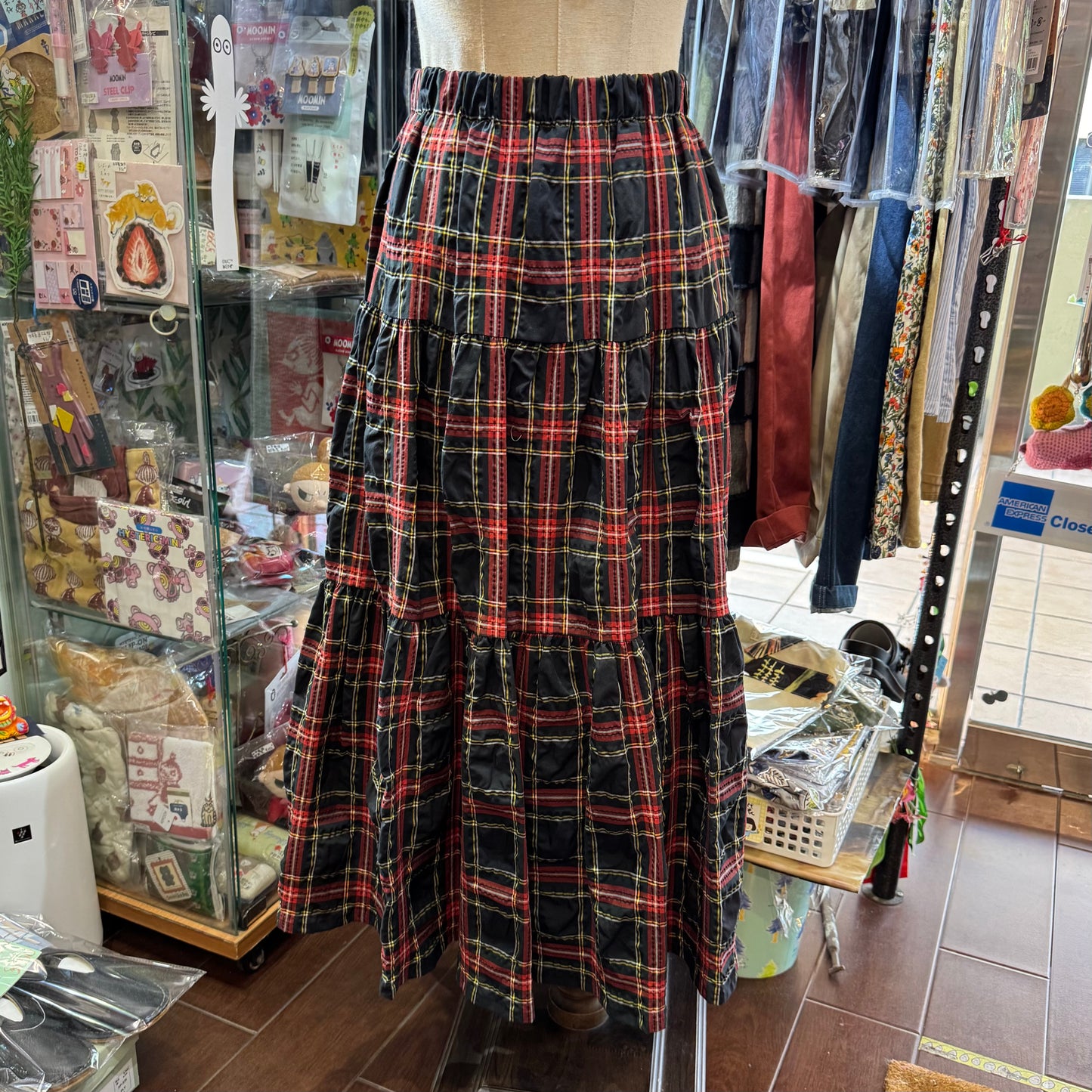 Vent d Ouest Red Checked Skirt, made in Japan