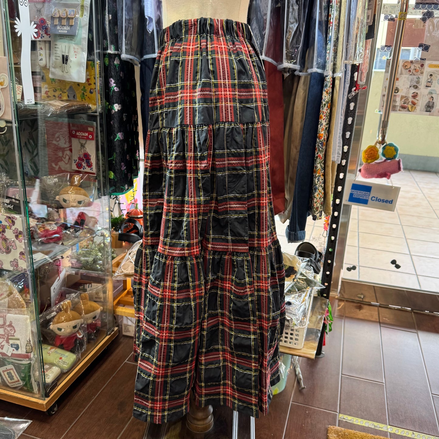 Vent d Ouest Red Checked Skirt, made in Japan