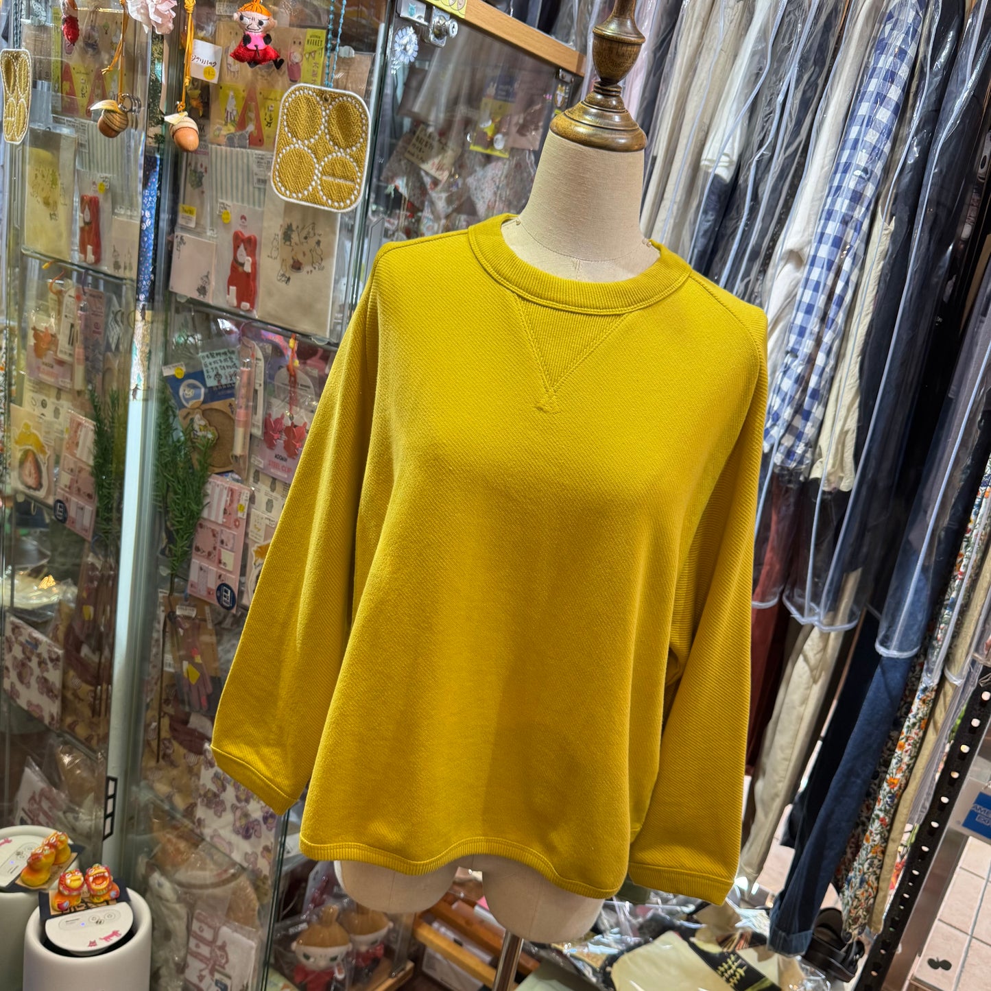 Estroislose Mustard Sweatshirt, made in Japan