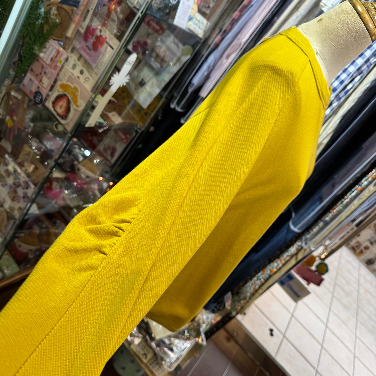 Estroislose Mustard Sweatshirt, made in Japan