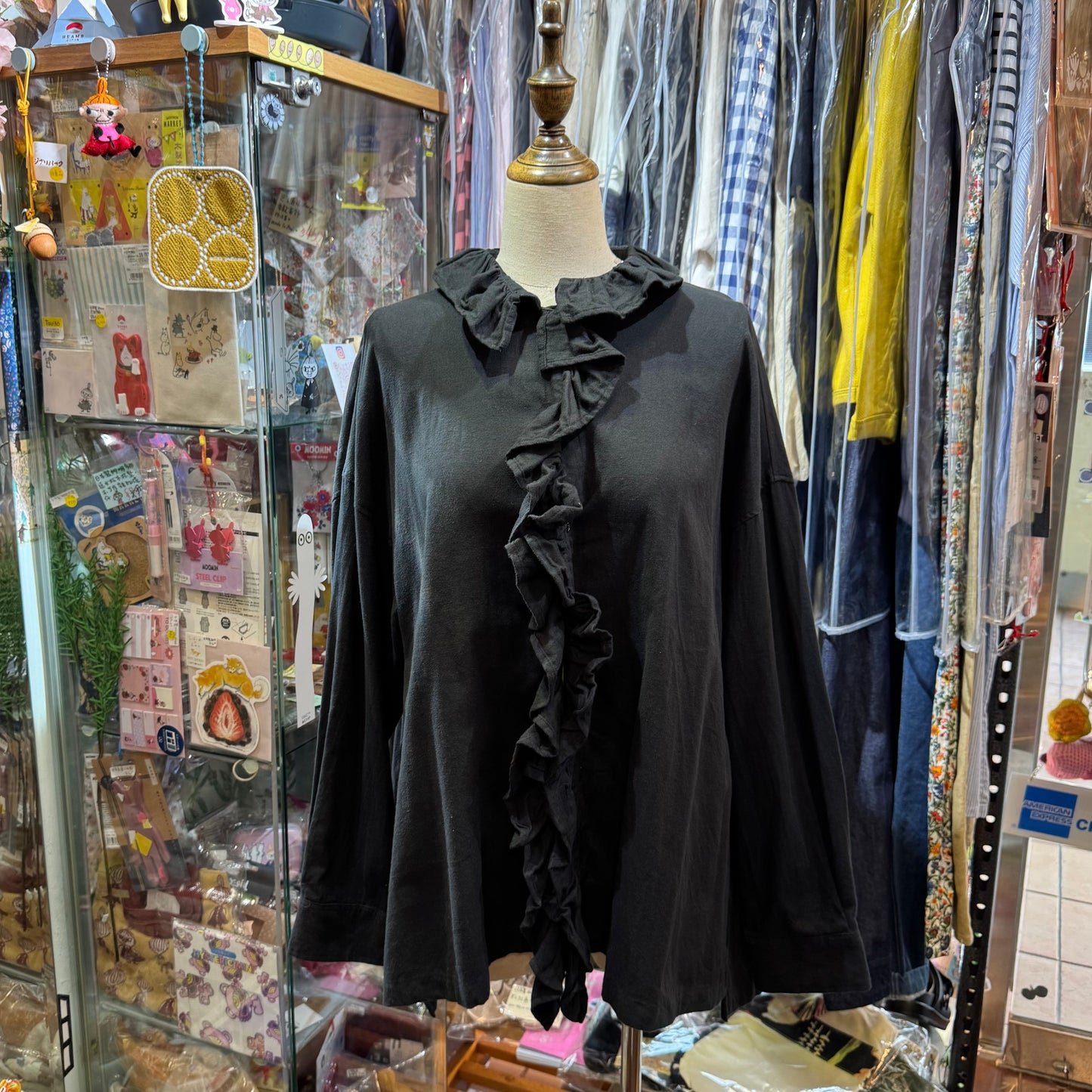 Ichi Black Frill Shirt, made in Vietnam