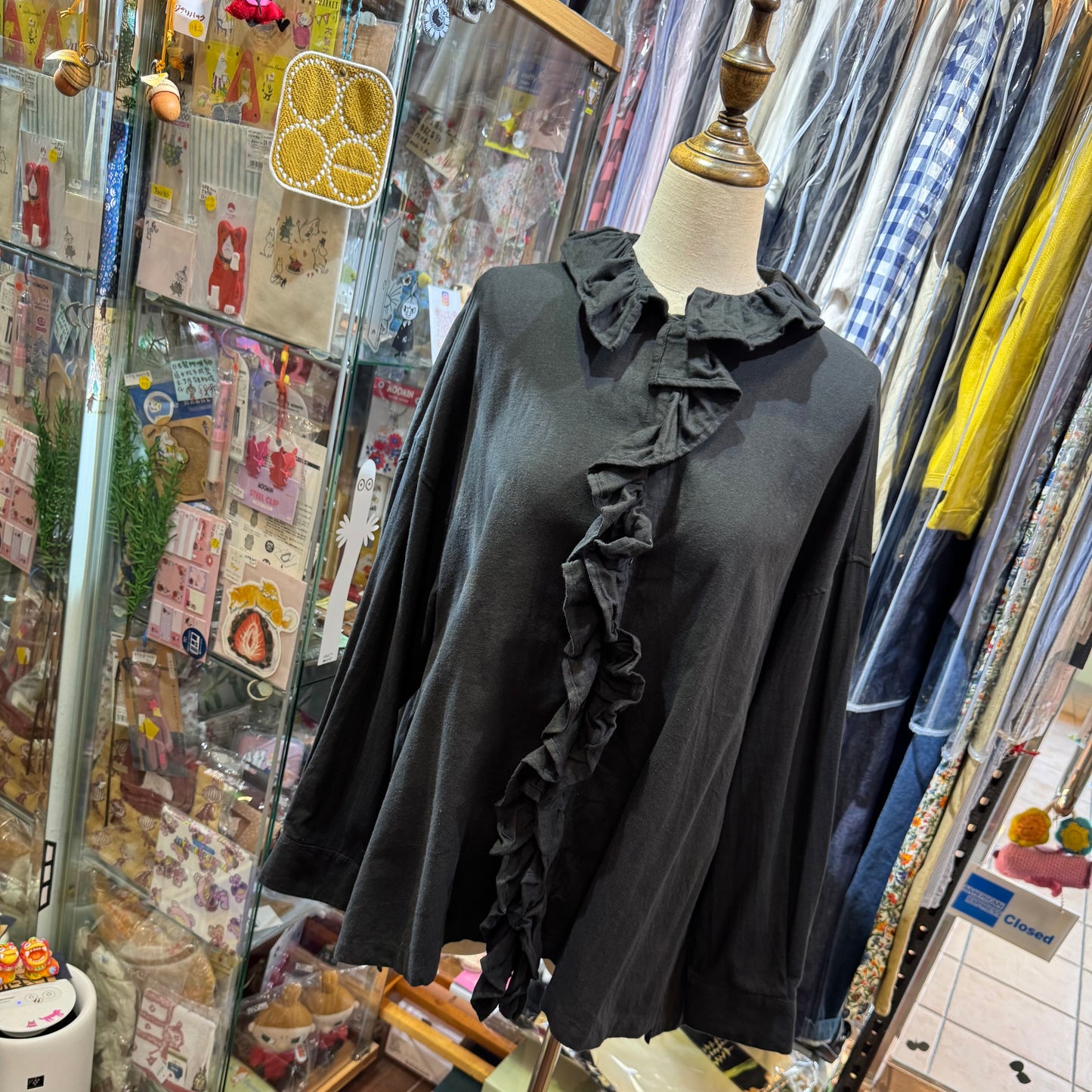 Ichi Black Frill Shirt, made in Vietnam