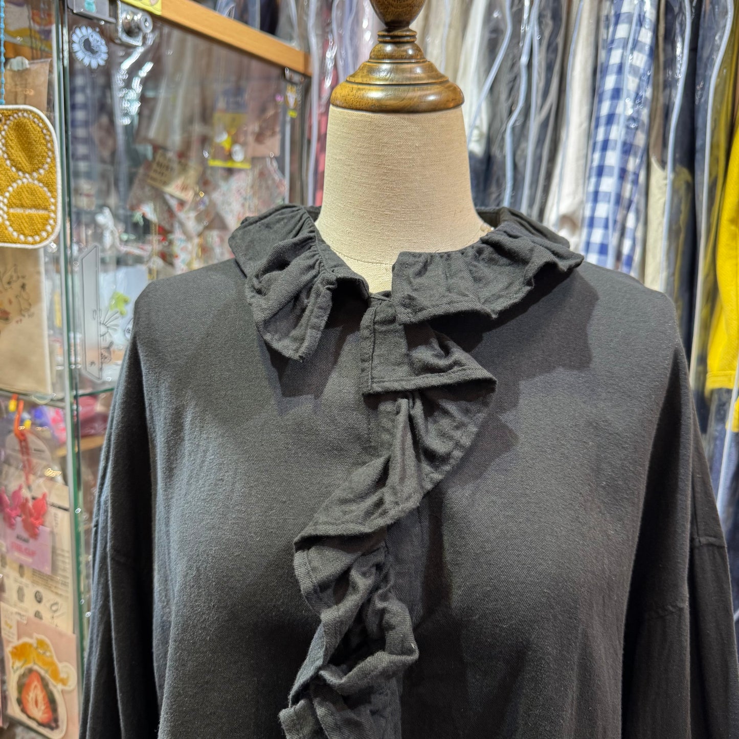 Ichi Black Frill Shirt, made in Vietnam