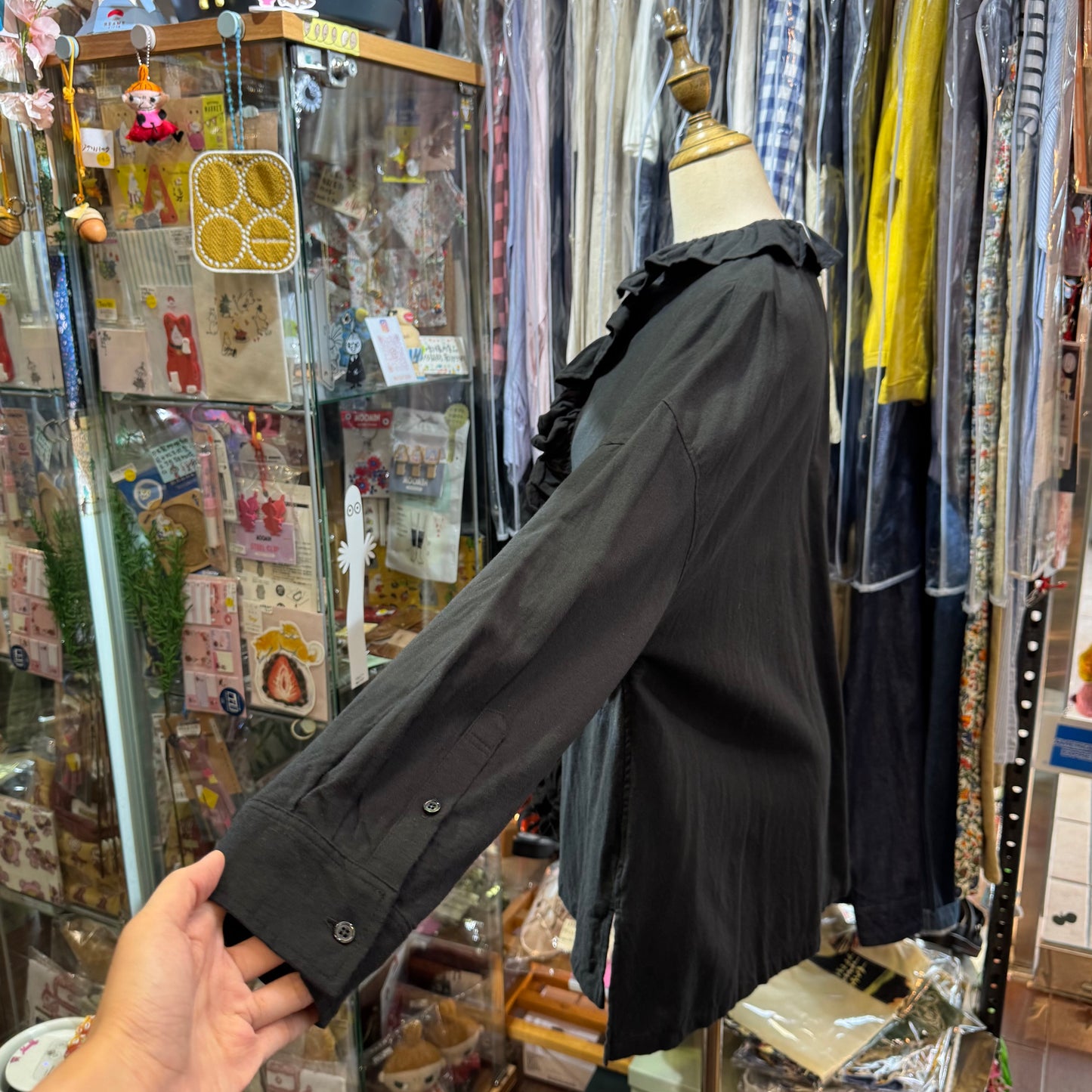 Ichi Black Frill Shirt, made in Vietnam