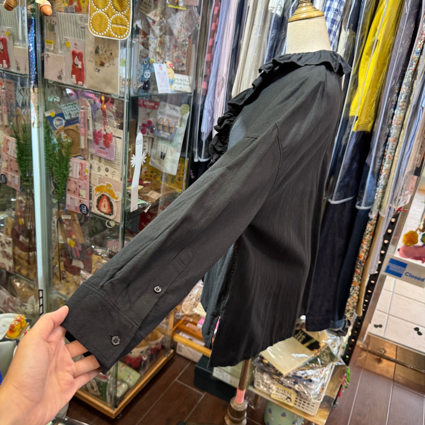 Ichi Black Frill Shirt, made in Vietnam