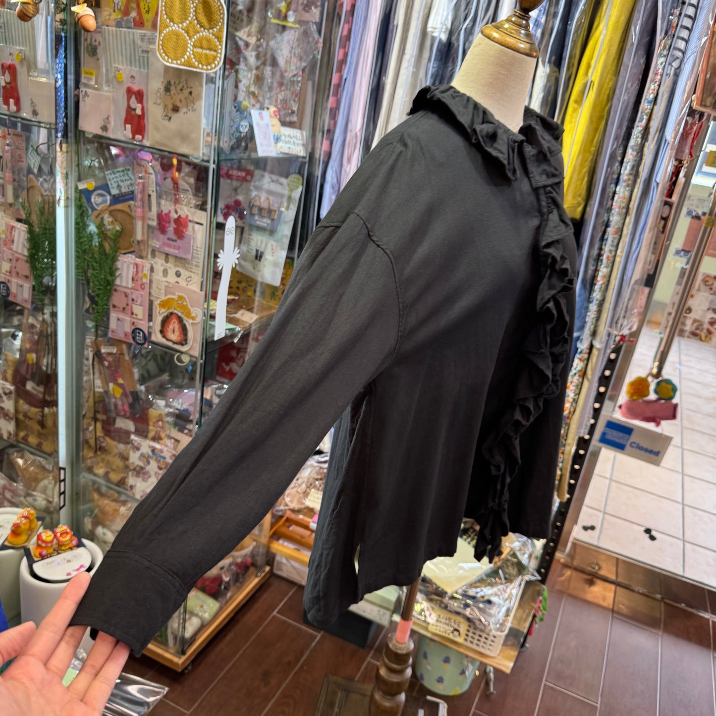 Ichi Black Frill Shirt, made in Vietnam