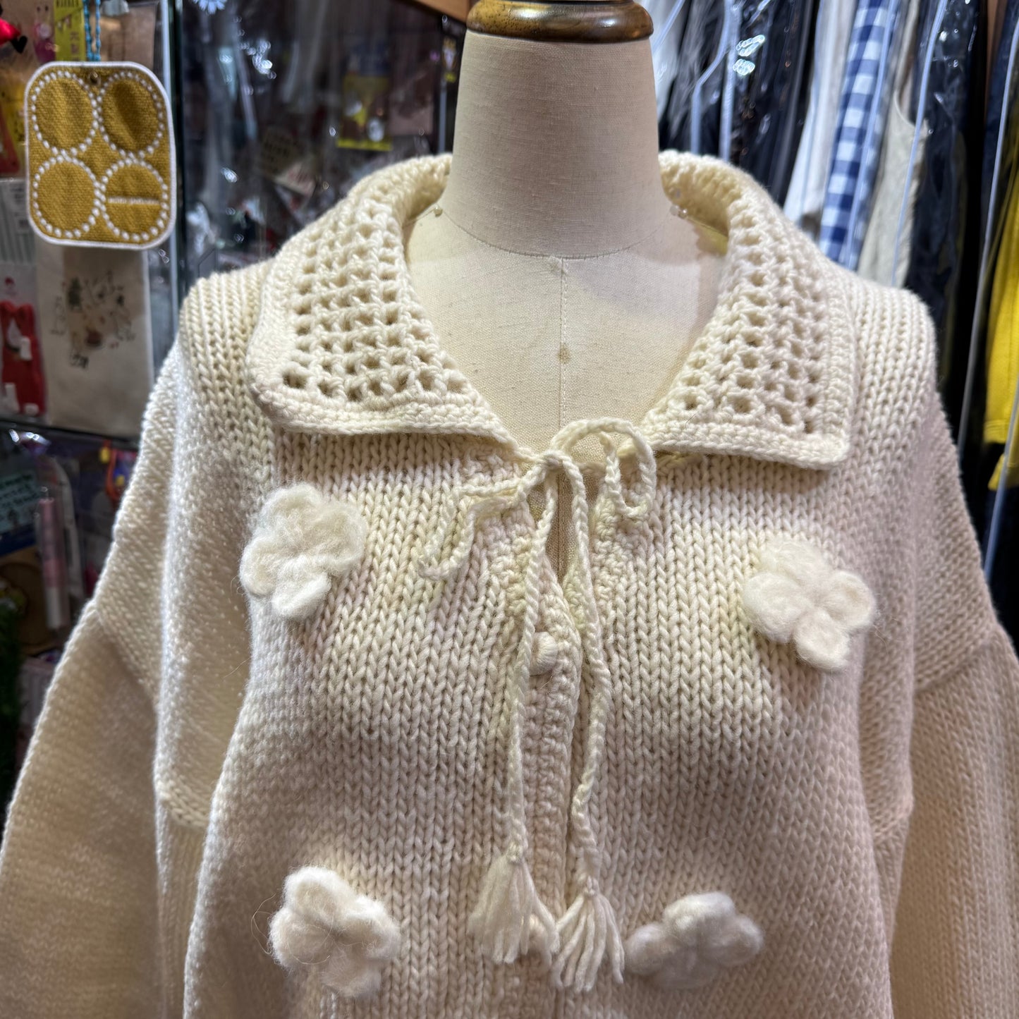 Tumugu White Hand Knit Cardigan, made in Peru