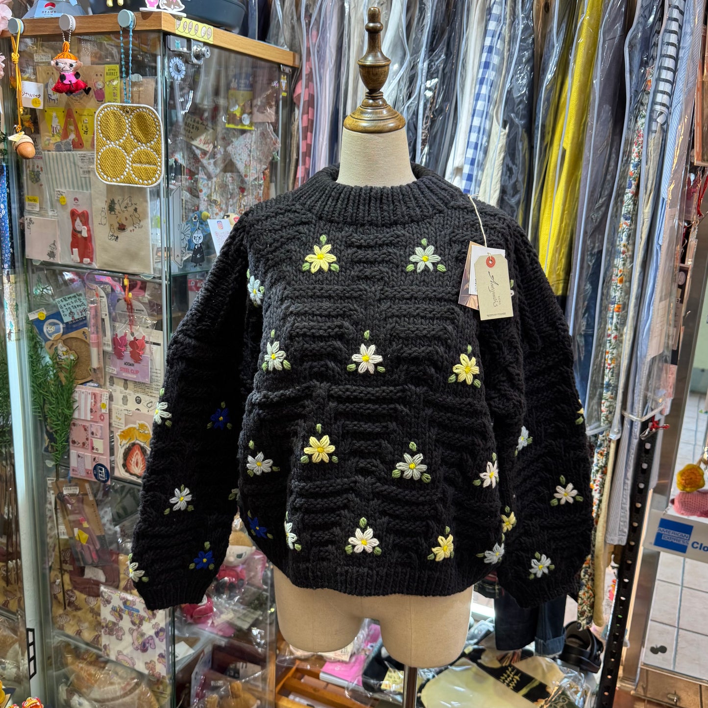Ichi ANTIQUITES Hand Knit Embroidery Sweater, 2 Colors, made in Peru